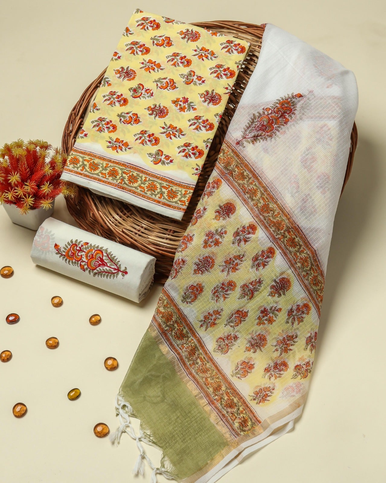 Shop hand block print cotton suits with doria dupatta online (3CKD105)