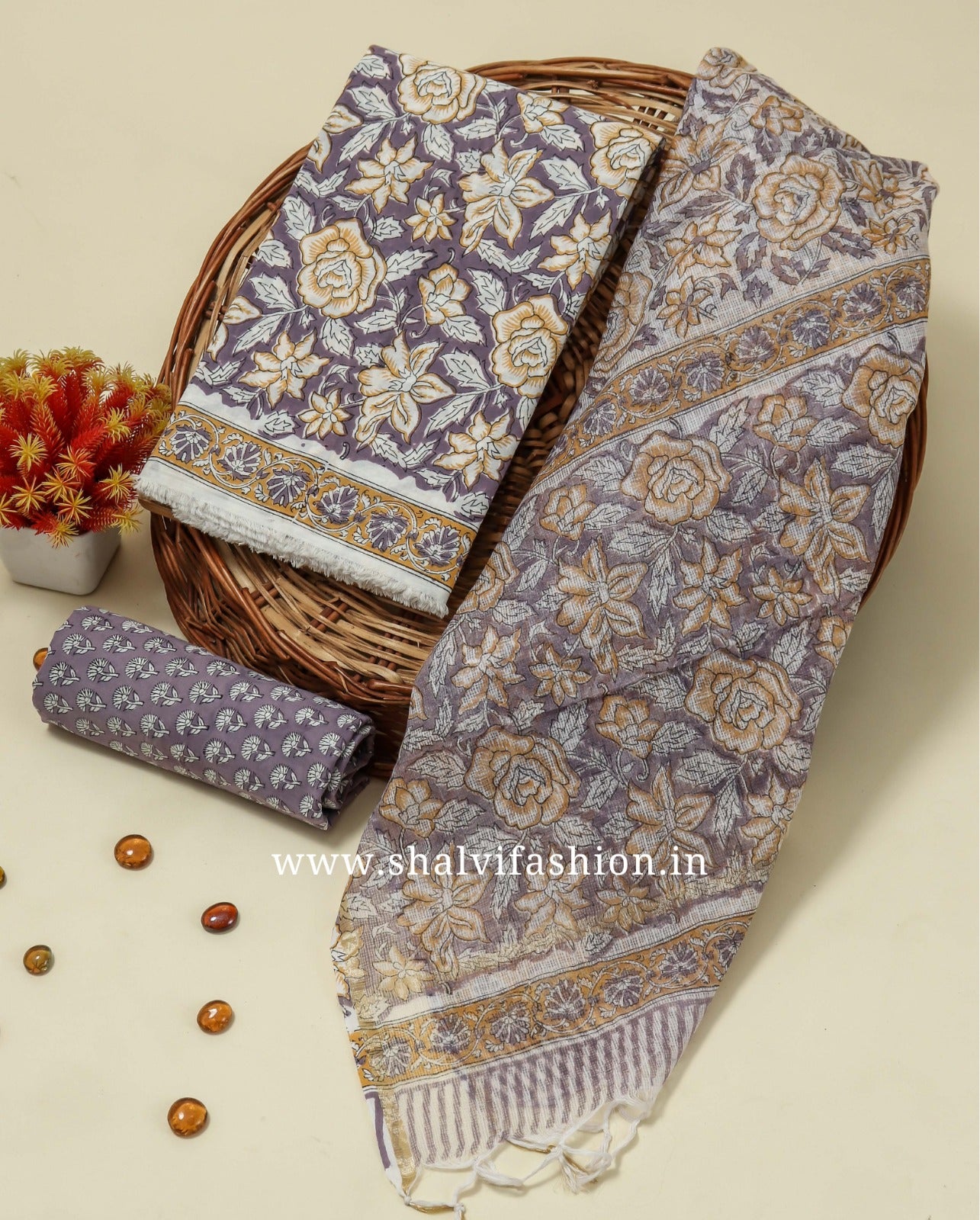 Shop unstitched block print cotton suits with doria dupatta (3CKD138)