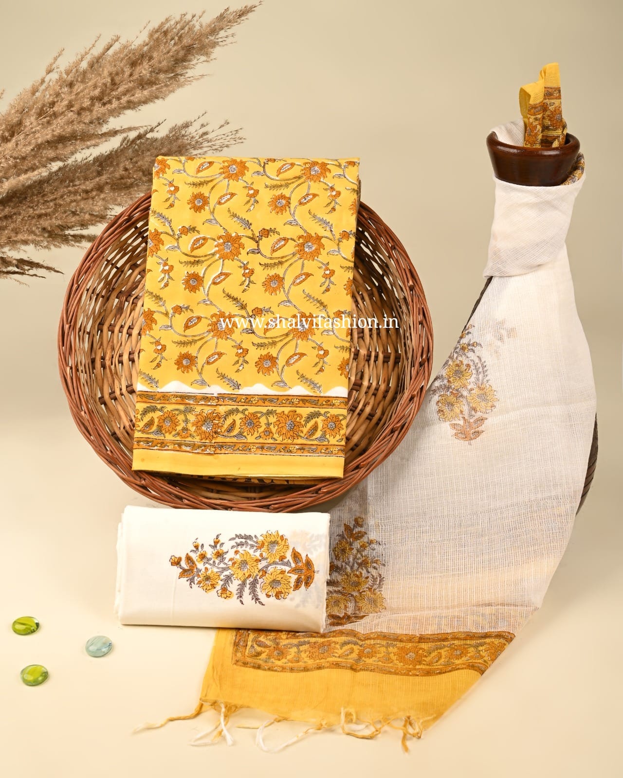 Shop unstitched block printed cotton suits with kota dupatta (3CKD374)