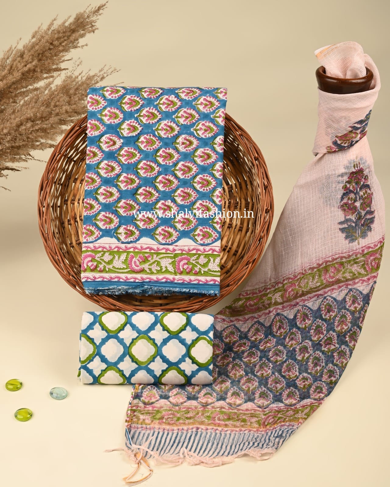 Shop block printed cotton suits online shopping (3CKD402)