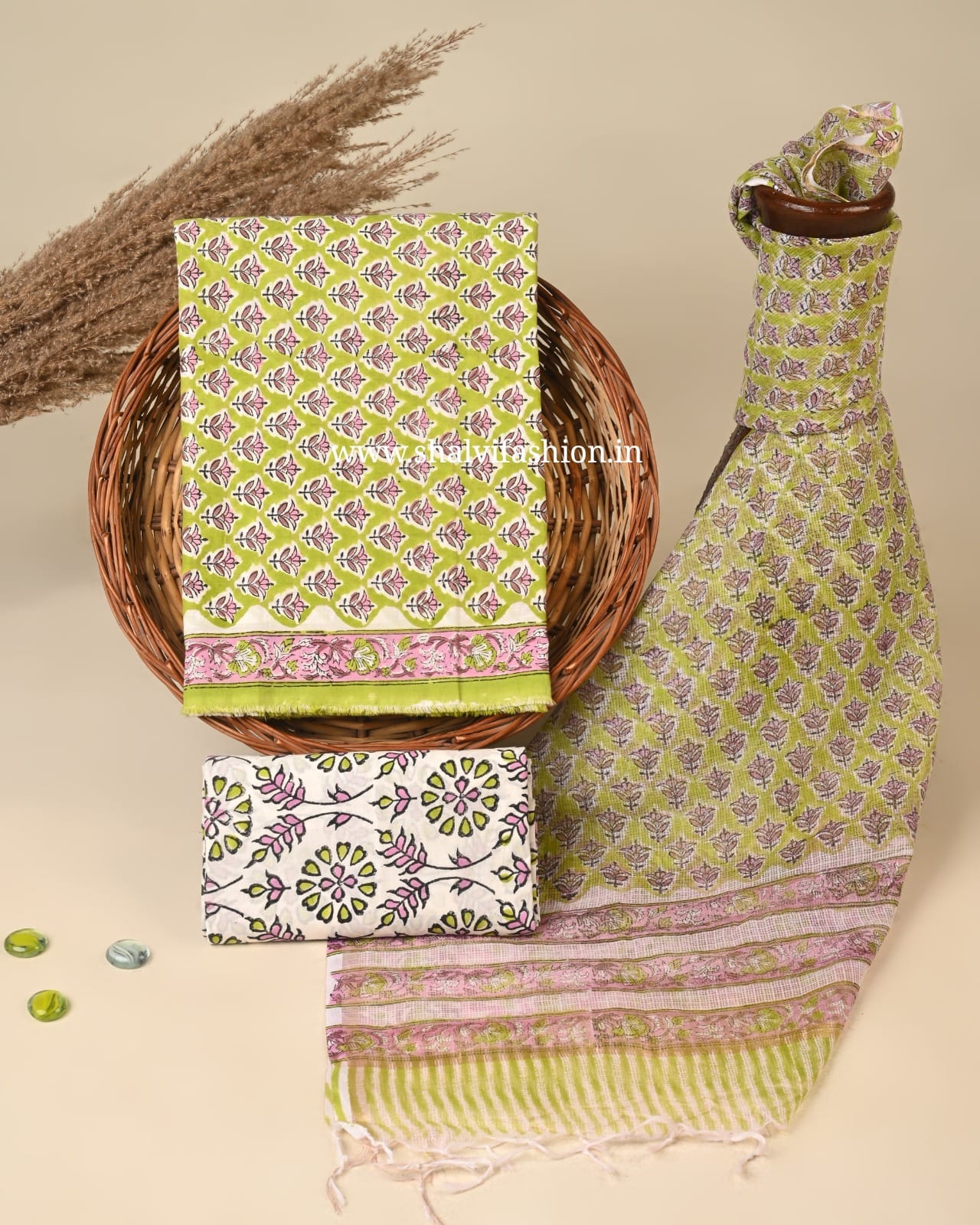 Shop hand block print pure cotton suits online shopping (3CKD860)