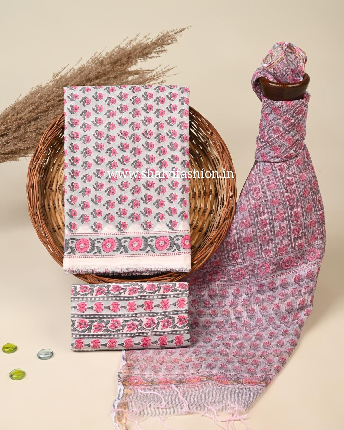 Shop hand block print cotton suits with kota dupatta (3CKD894)