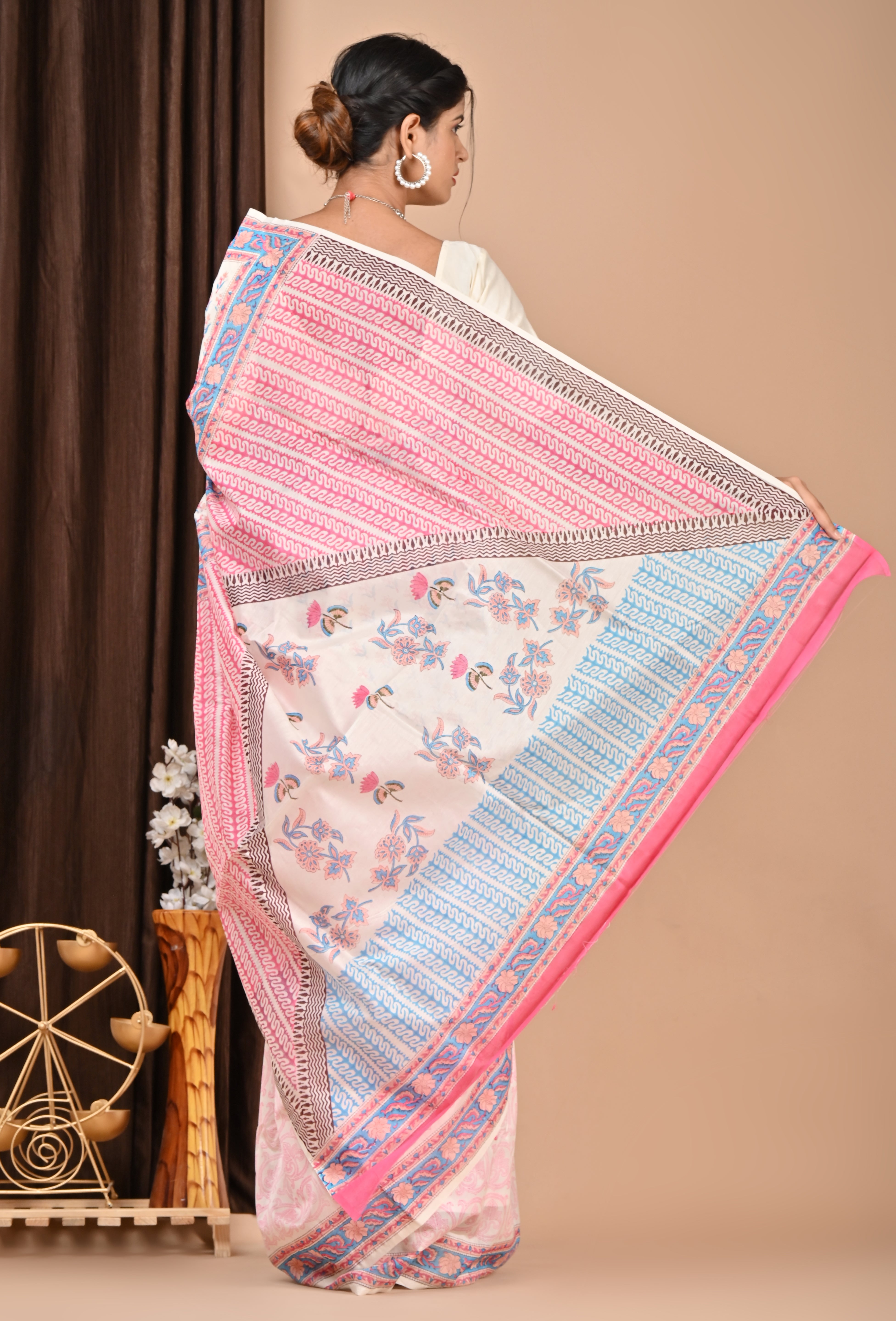 Beautifully Hand carfted Chanderi Saree (CHSAR13) - ShalviFashion