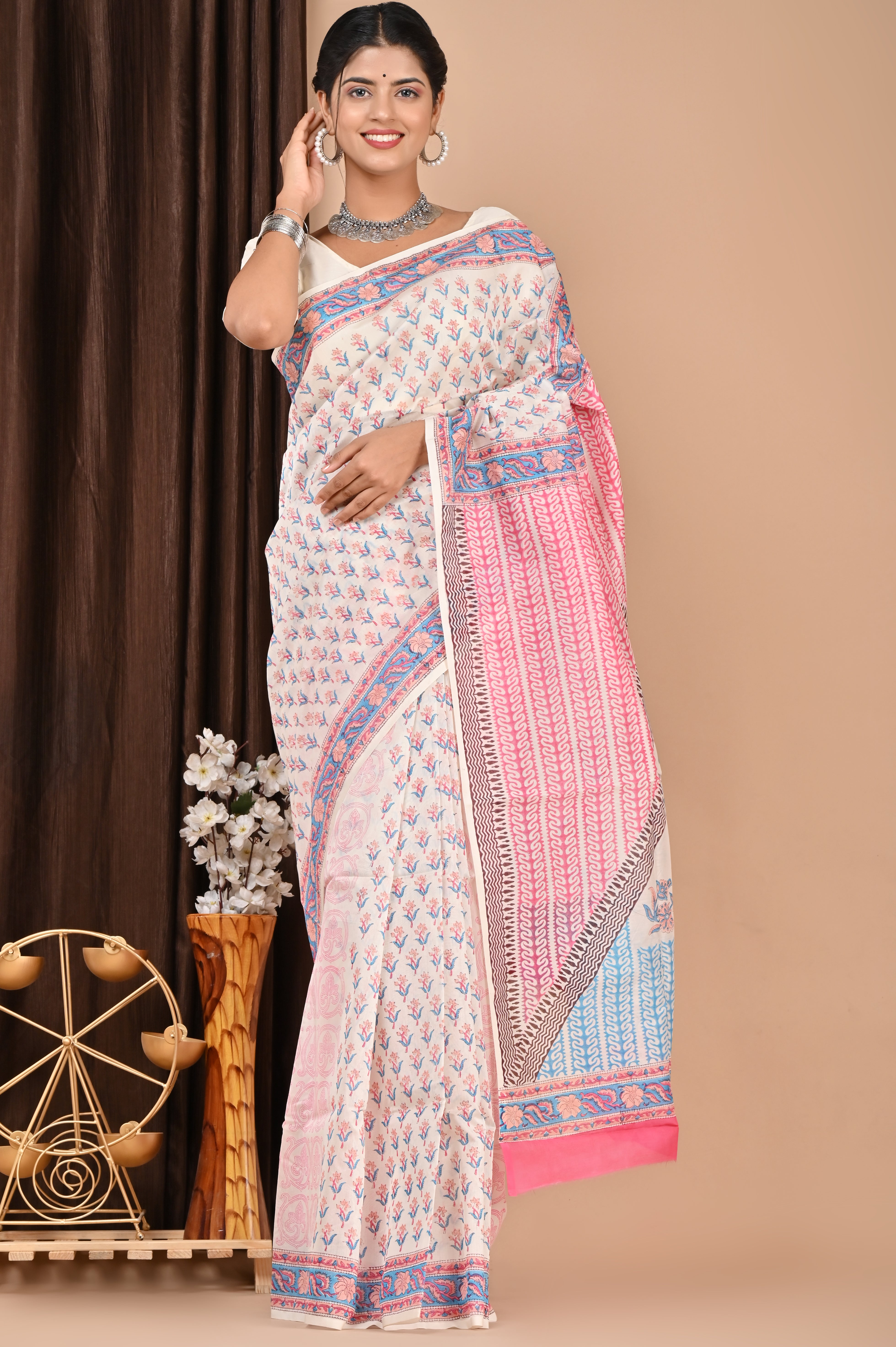 Beautifully Hand carfted Chanderi Saree (CHSAR13) - ShalviFashion