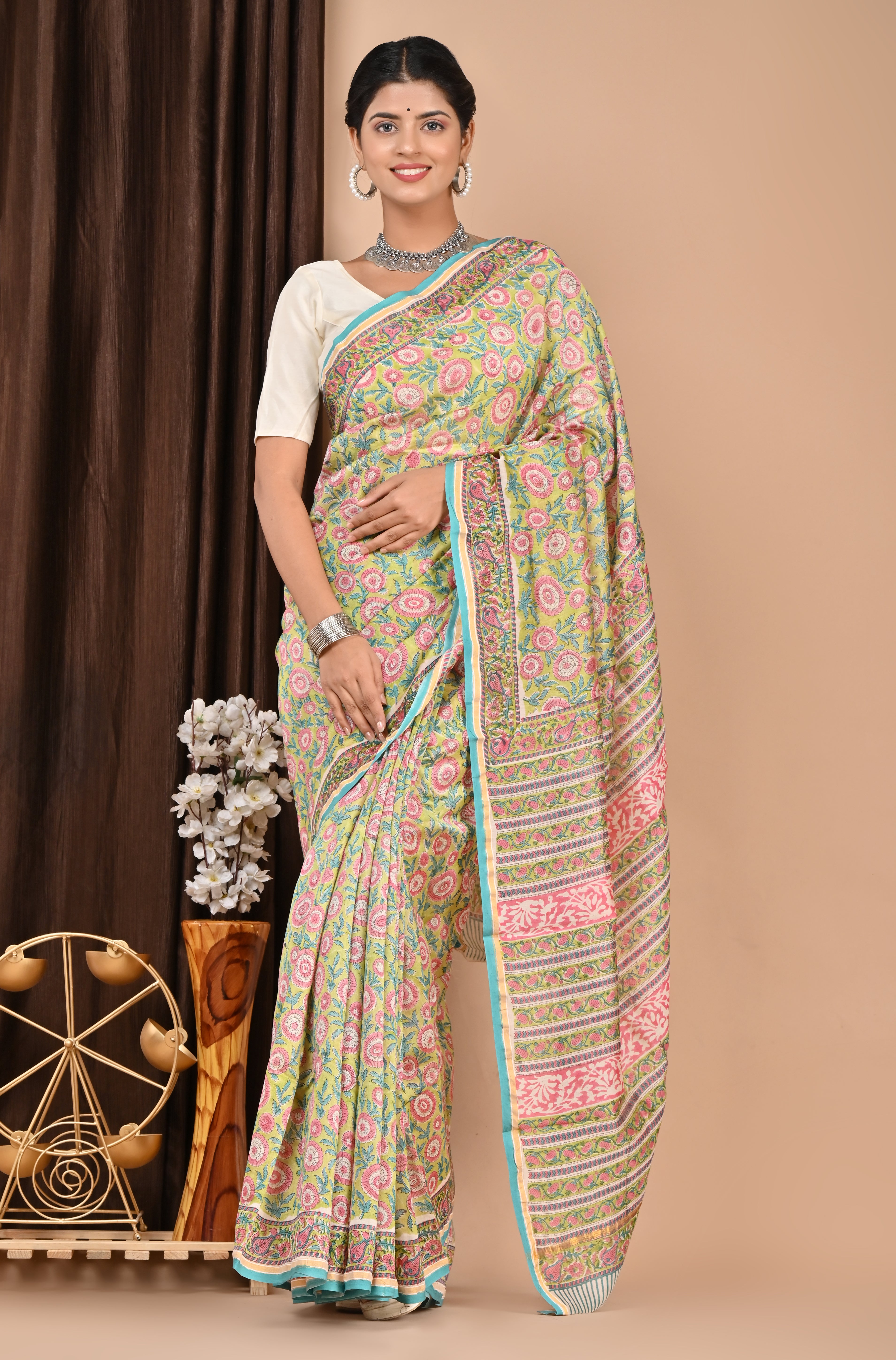 Beautifully Hand carfted Chanderi Saree (CHSAR15) - ShalviFashion