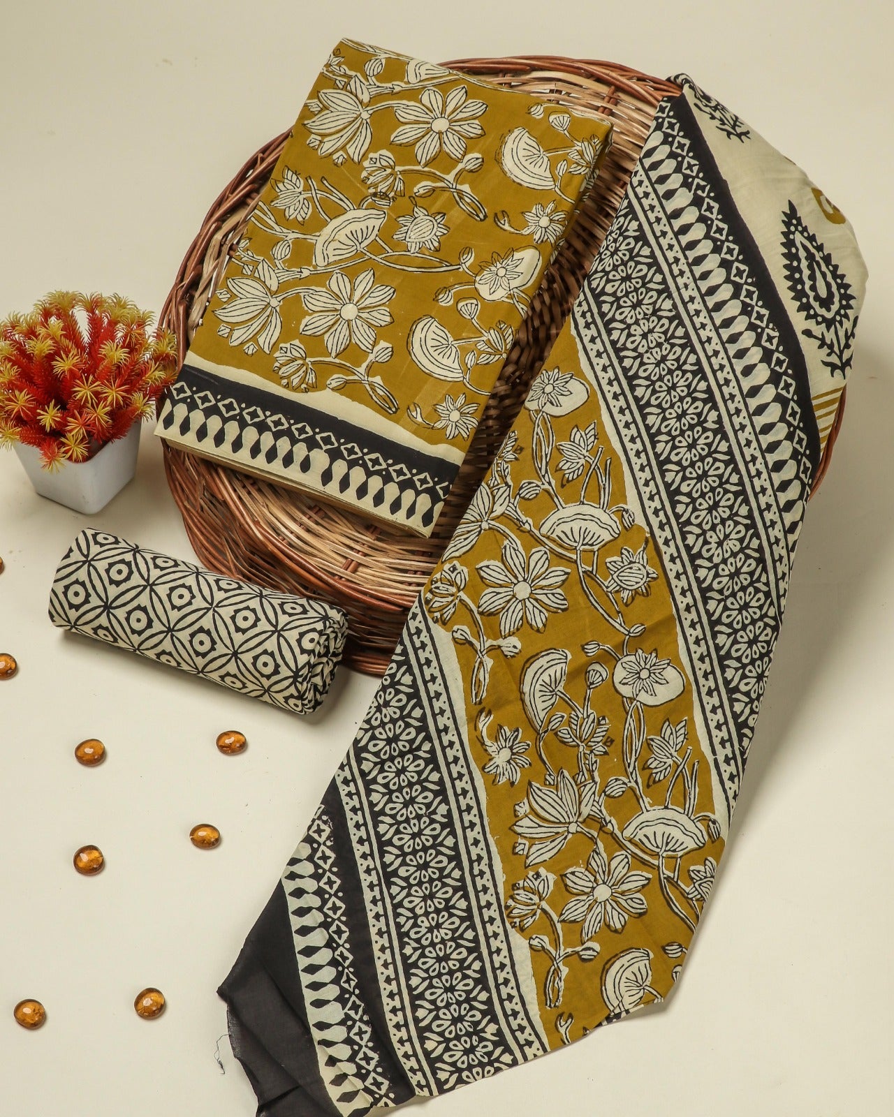 Shop bagru print mulmul dupatta cotton suits online (COT12)