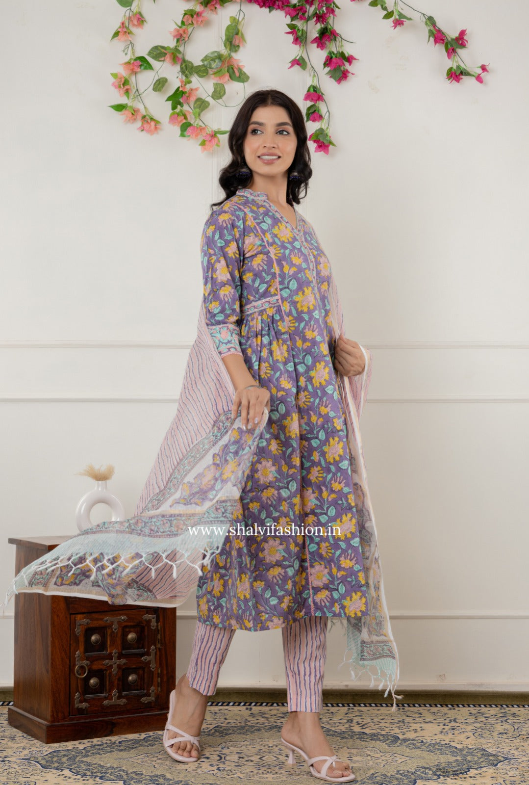 Shop block printed cotton suits with kota dupatta (CSS315)