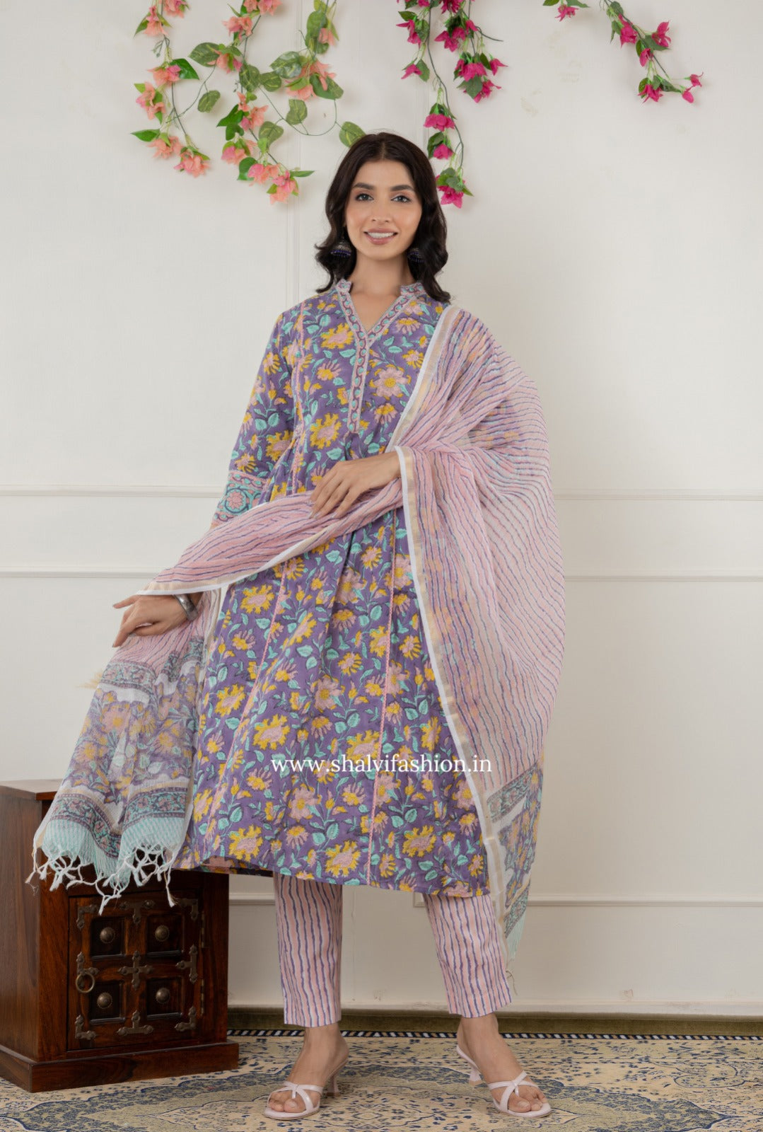 Shop block printed cotton suits with kota dupatta (CSS315)