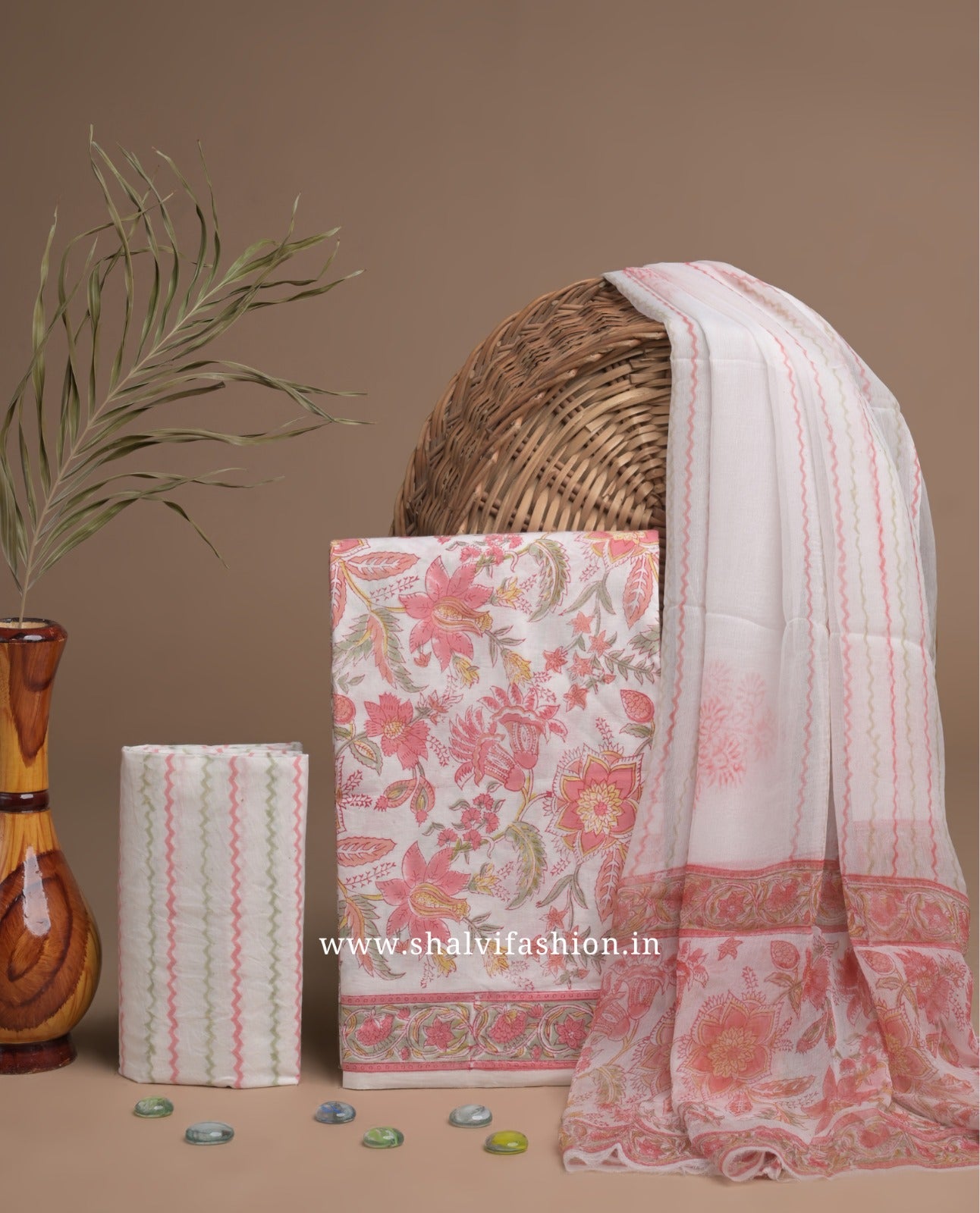 Shop cotton suits with chiffon dupatta online (PCHF213)