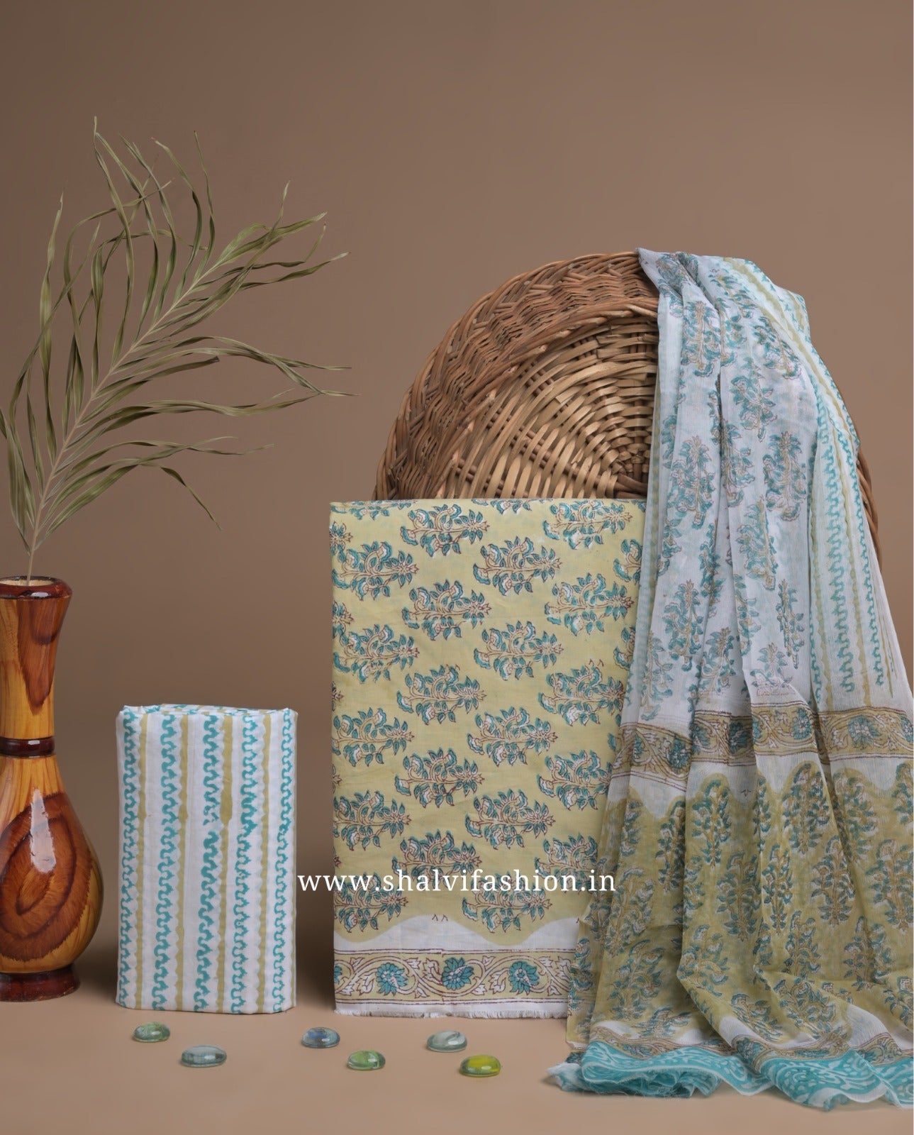 Shop unstitched cotton suits with chiffon dupatta online (PCHF221)