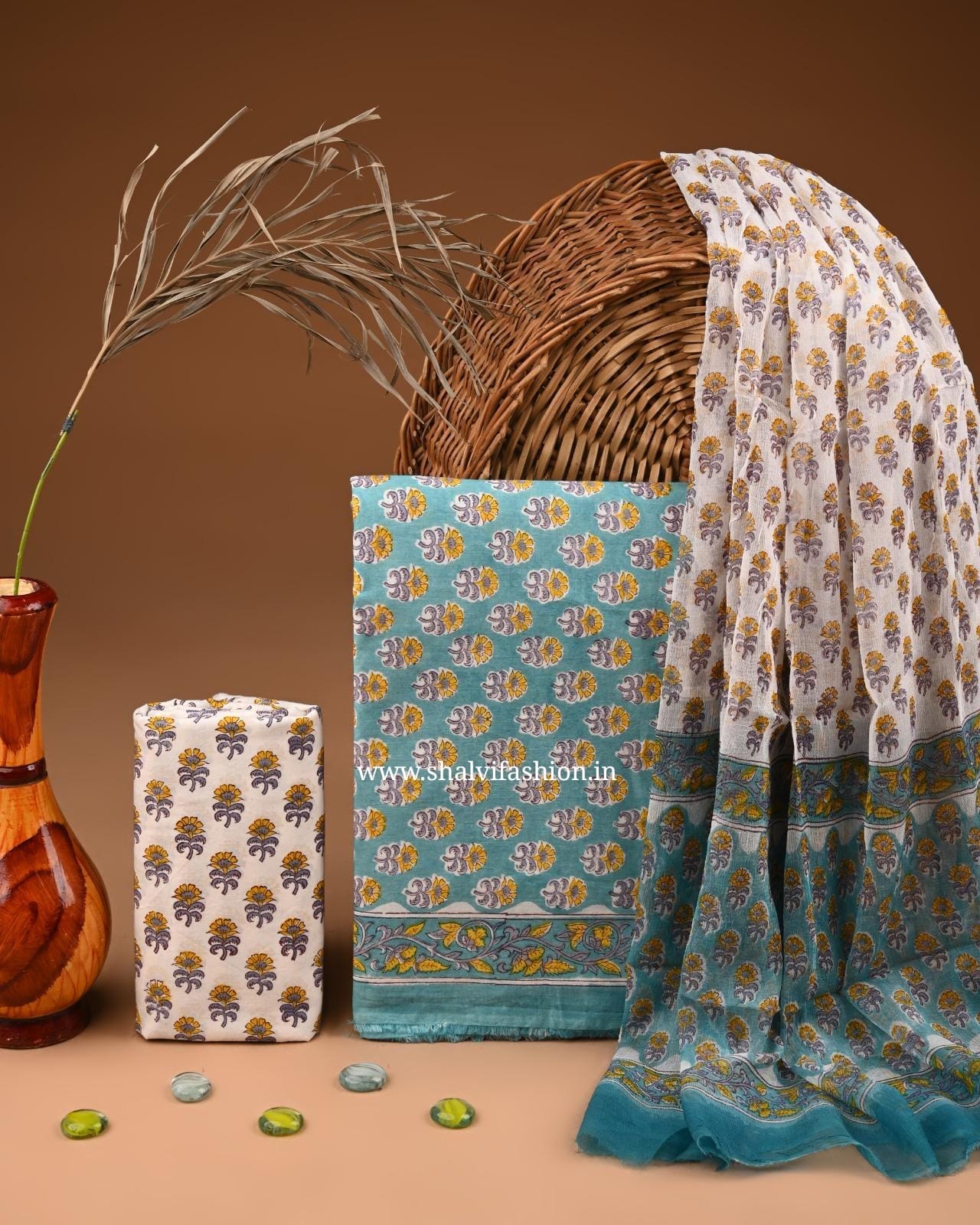 Shop jaipuri print cotton suits with chiffon dupatta (PCHF552)