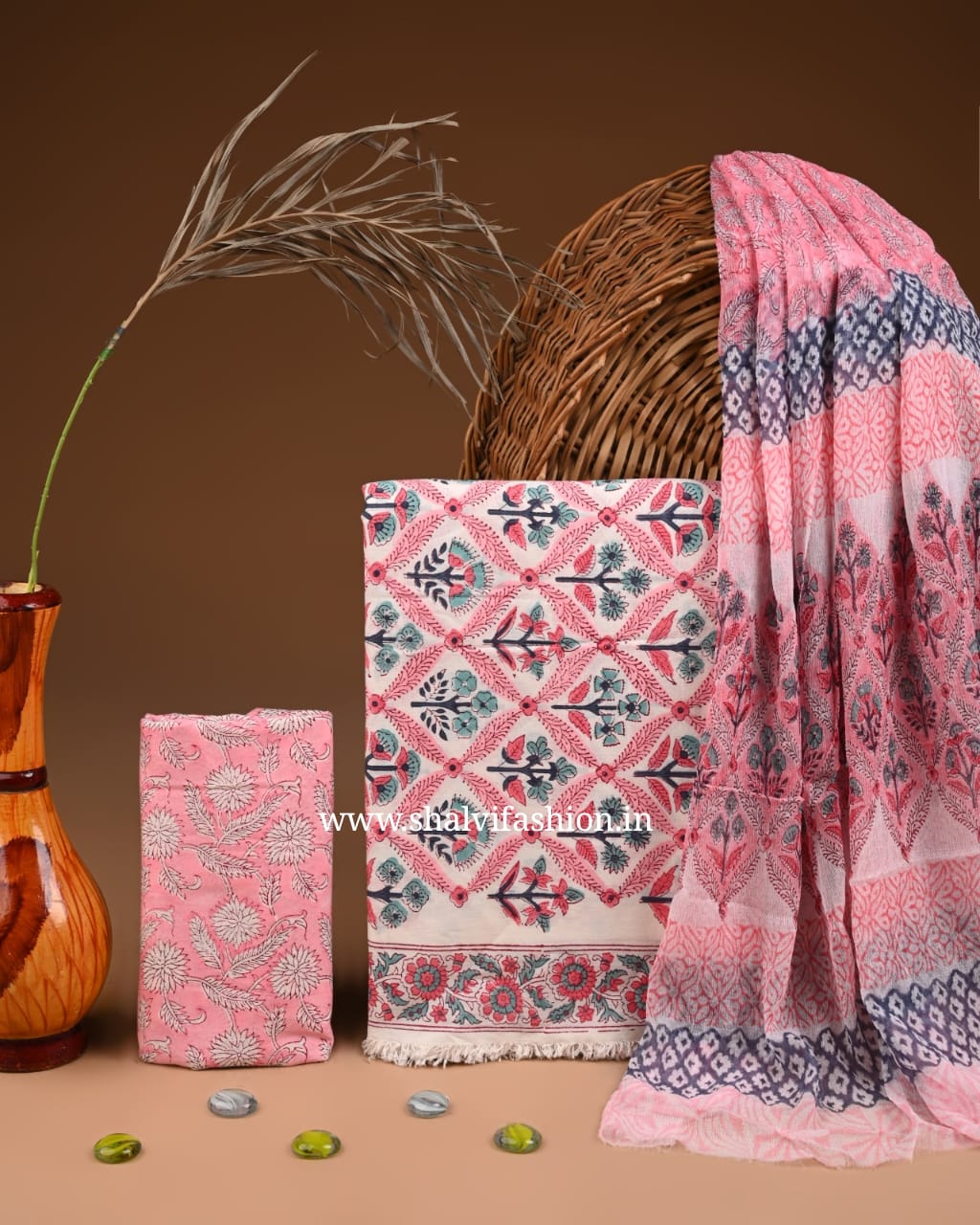 Shop jaipuri print cotton suits with chiffon dupatta online (PCHF568)