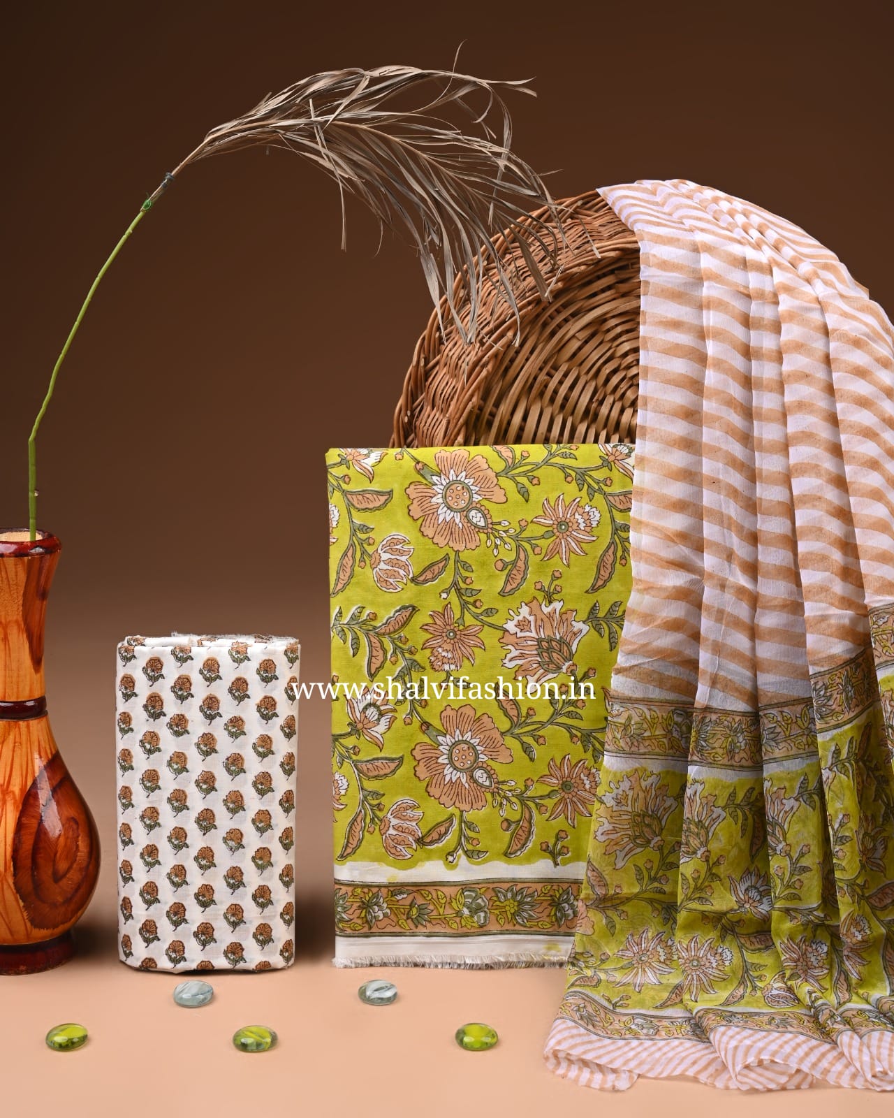 Shop jaipuri print cotton suits with chiffon dupatta (PCHF685)