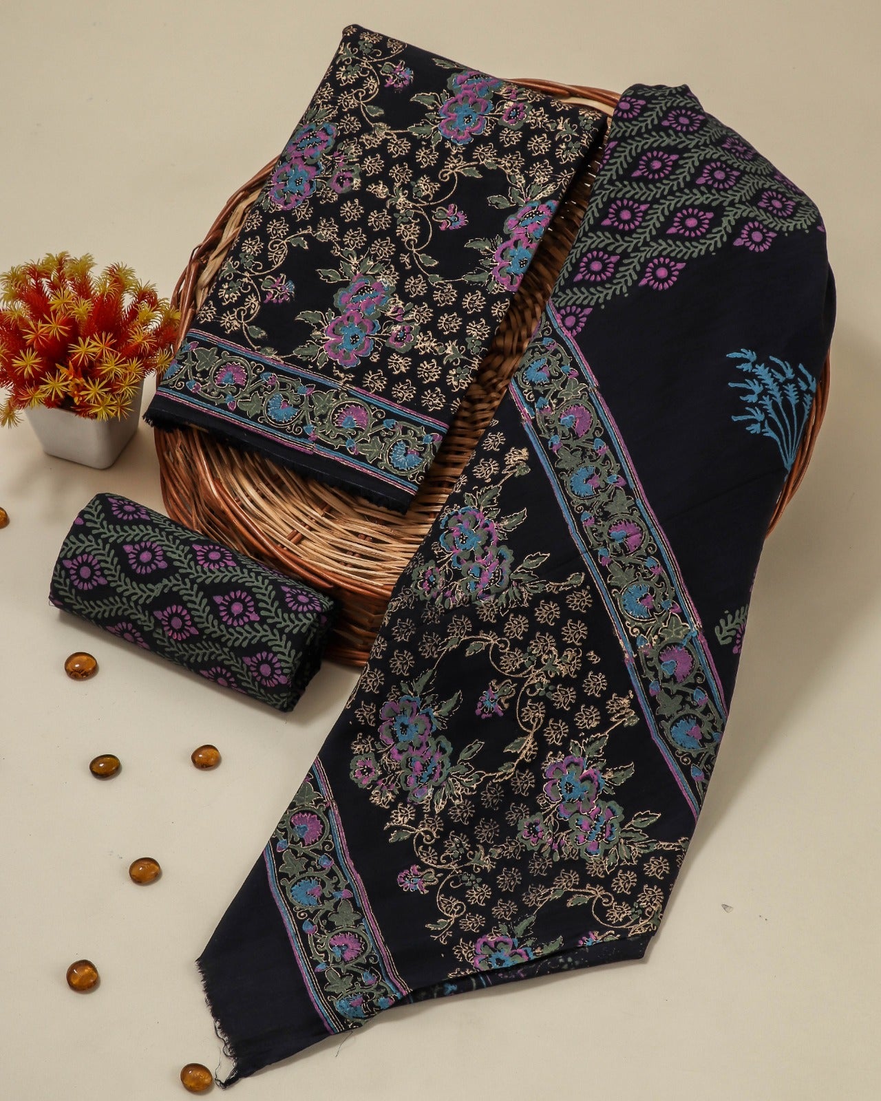 Shop unstitched cotton suit set with mulmul dupatta online (PRMUL115)