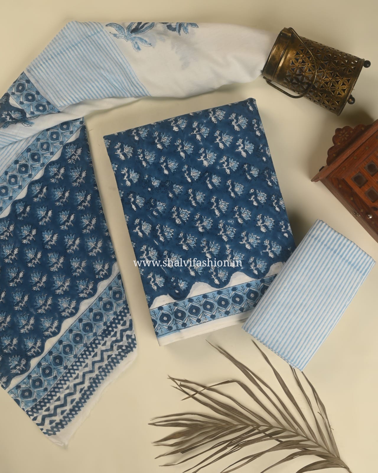 Shop unstitched cotton suit sets with mulmul dupatta (PRMUL327)