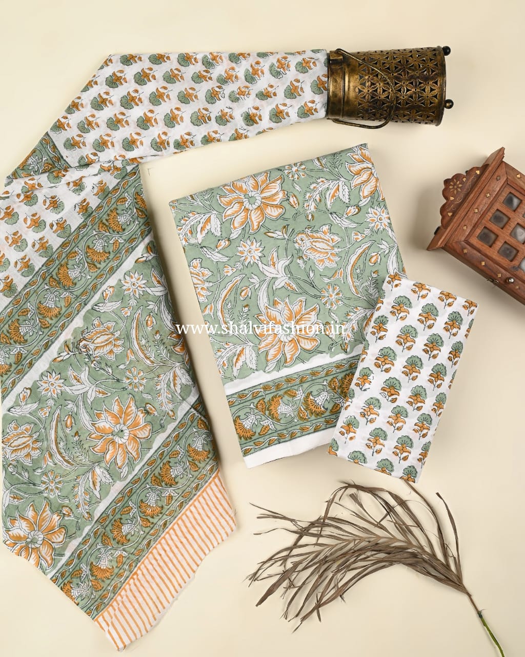 Shop unstitched block printed pure cotton suits in jaipur (PRMUL478)