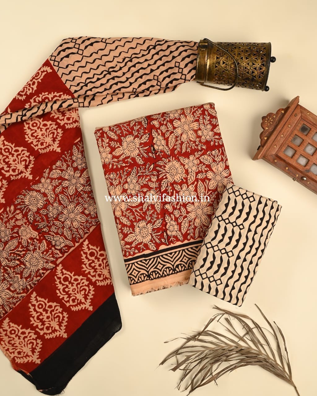 Shop unstitched bagru print cotton suits (PRMUL490)