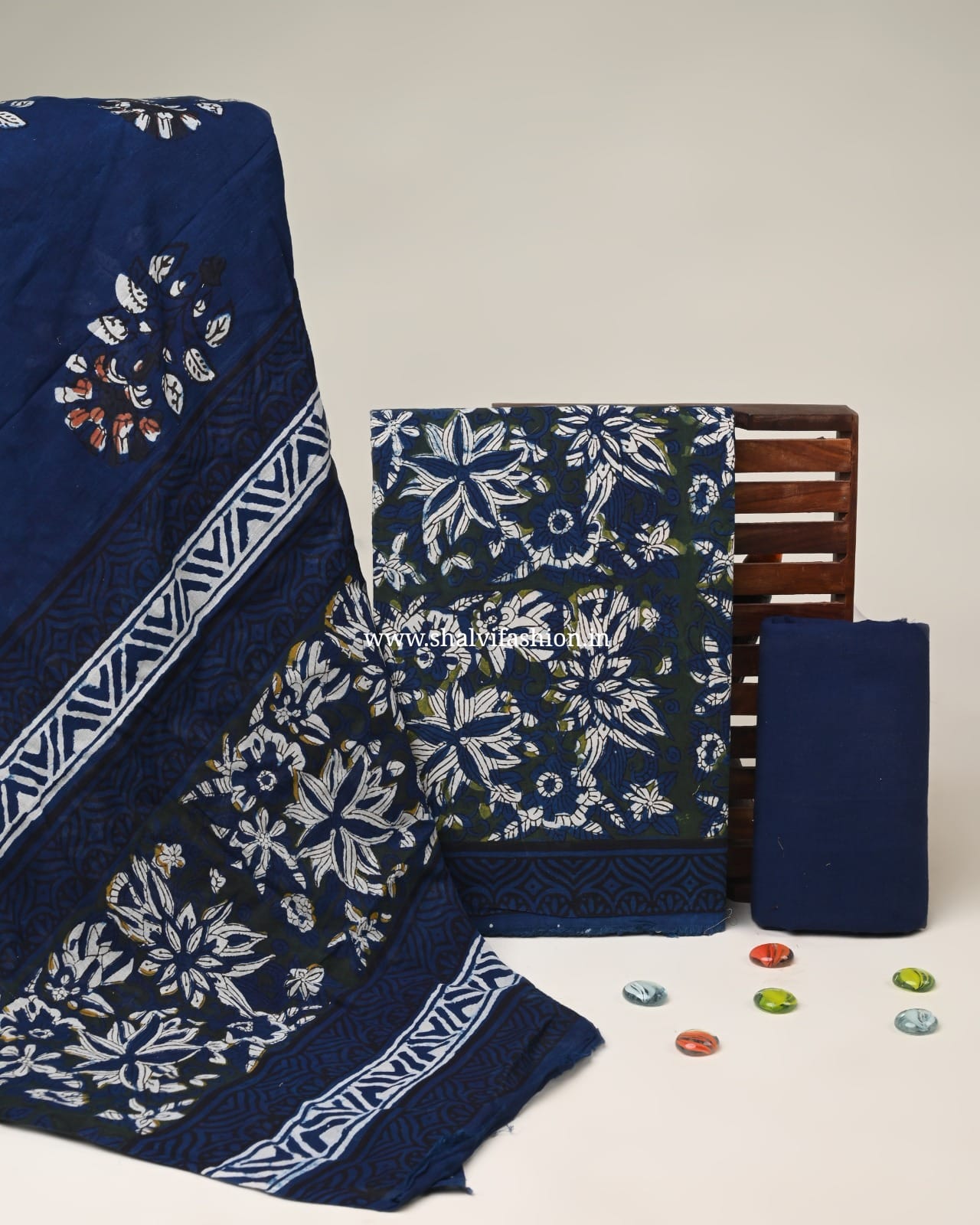 Shop jahota print cotton suits with mulmul dupatta (PRMUL641)