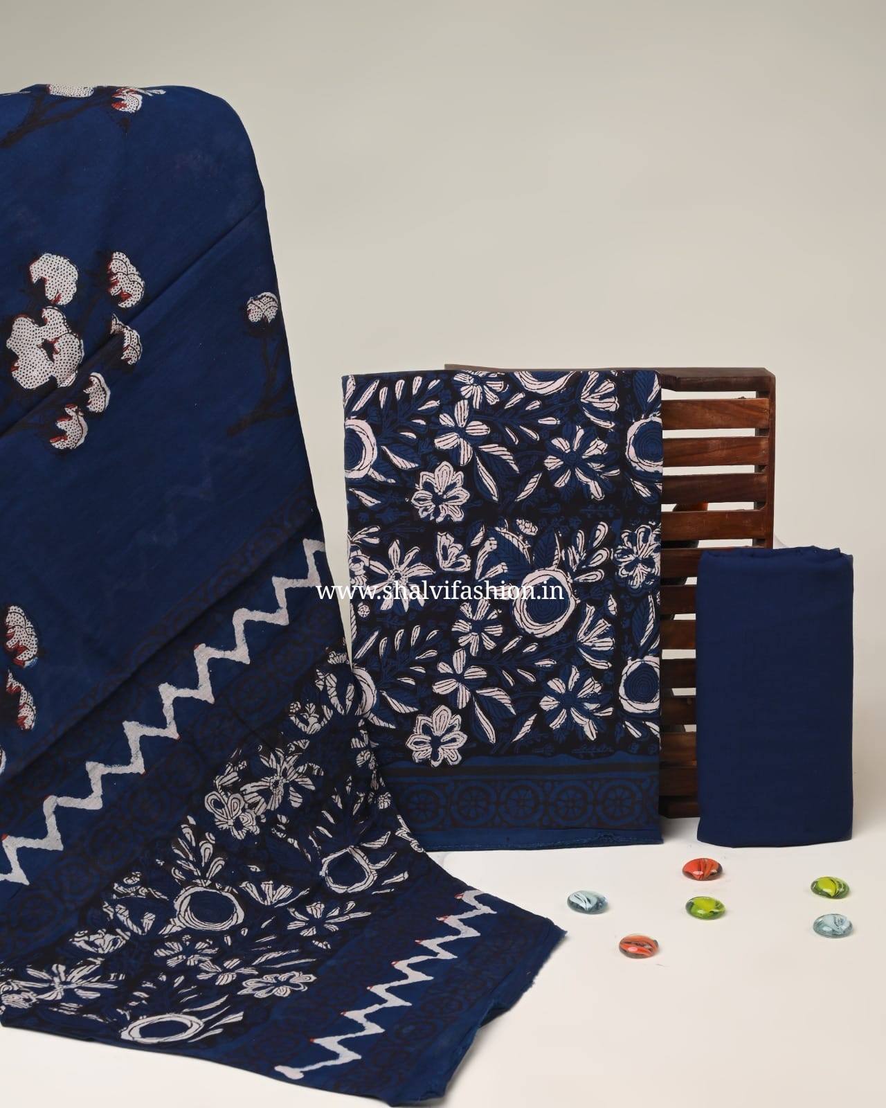 Shop jaipuri jahota print cotton suits with mulmul dupatta (PRMUL643)