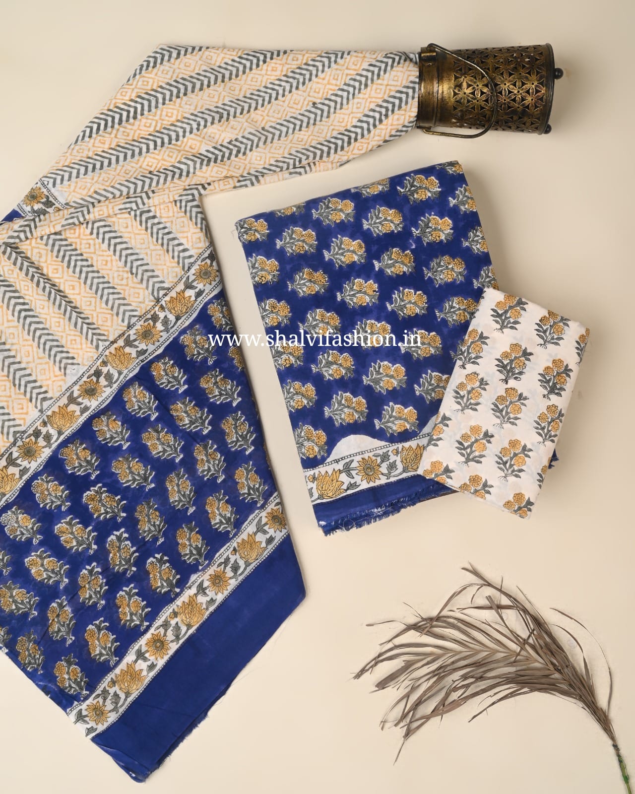 Shop hand block print cotton suits with mulmul dupatta in jaipur (PRMUL676)
