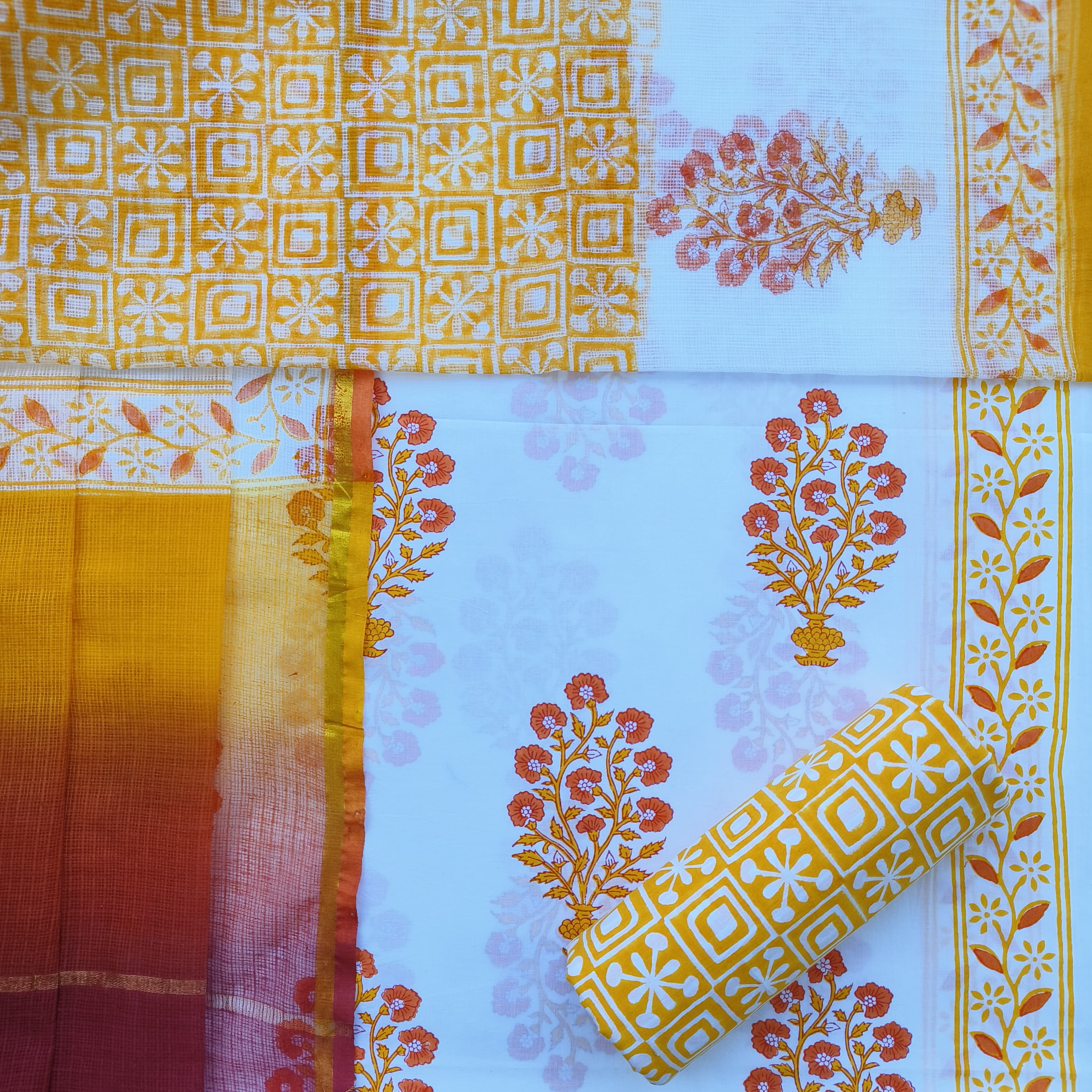 Shop unstitched cotton suits with kota doria dupatta online (RKD89)