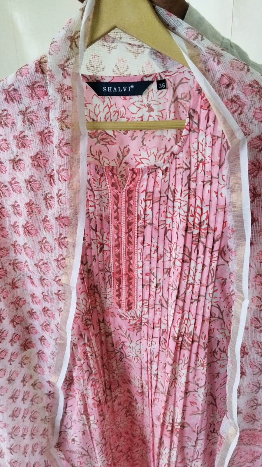 Shop block printed cotton suits online (CSS294)