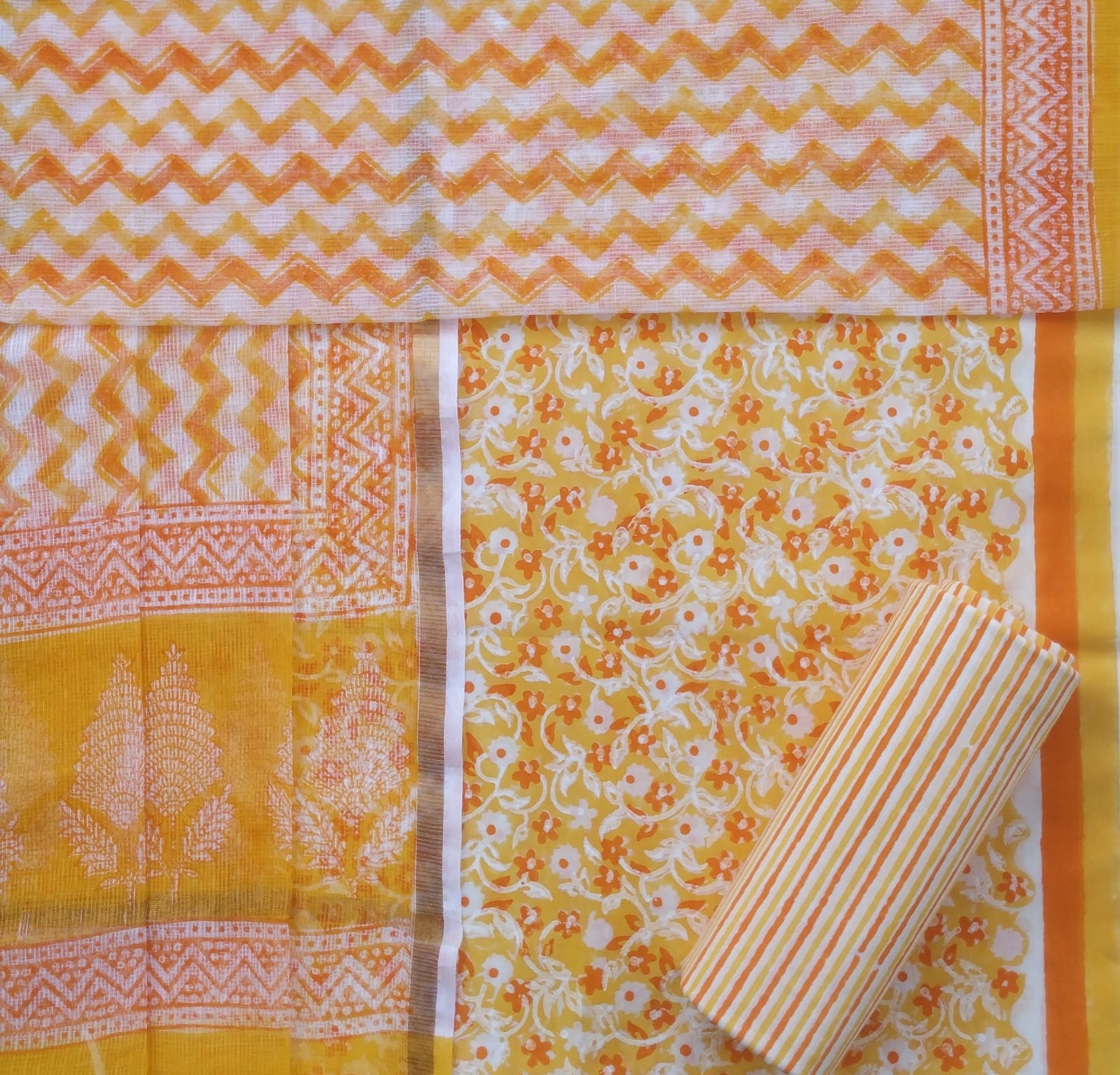 Shop unstitched kota doria dupatta cotton suit sets online (3CKD520)