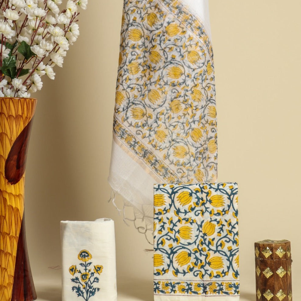 Shop cotton suits with doria dupatta (3CKD546)