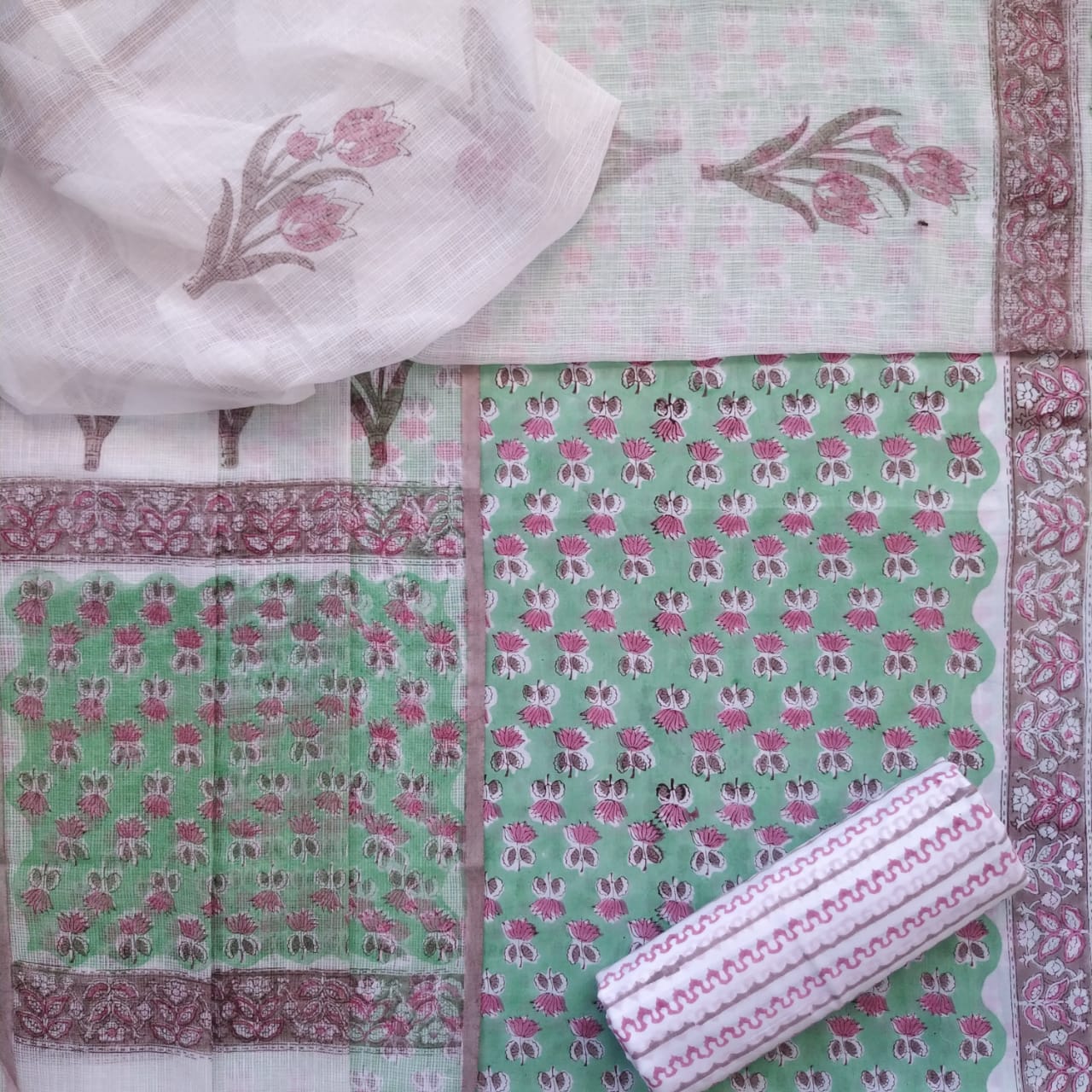 Shop block print kota doria dupatta cotton suit sets (3CKD666)