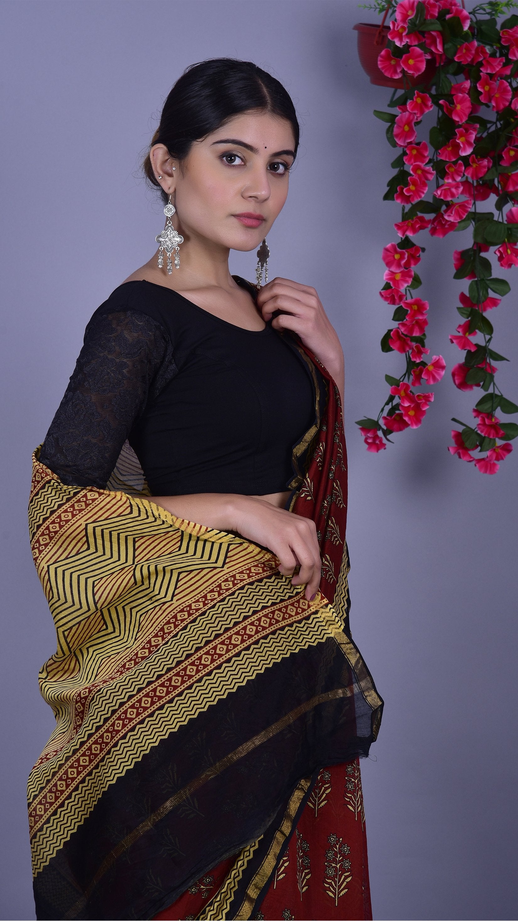 Beautifully Hand carfted Chanderi Saree (CHSAR14) - ShalviFashion