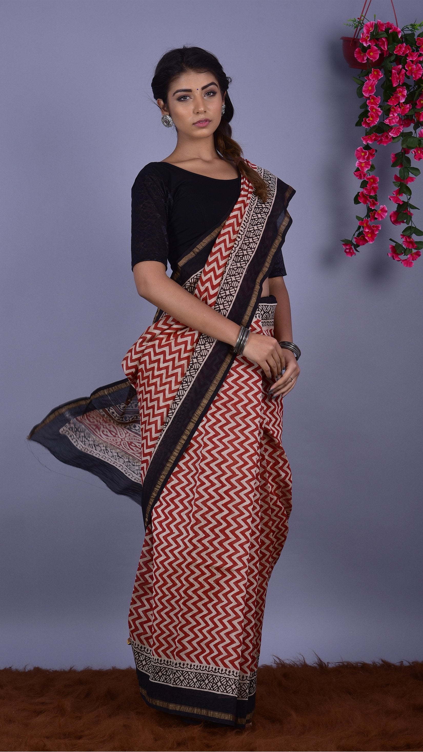 Beautifully Hand carfted Chanderi Saree (CHSAR15) - ShalviFashion