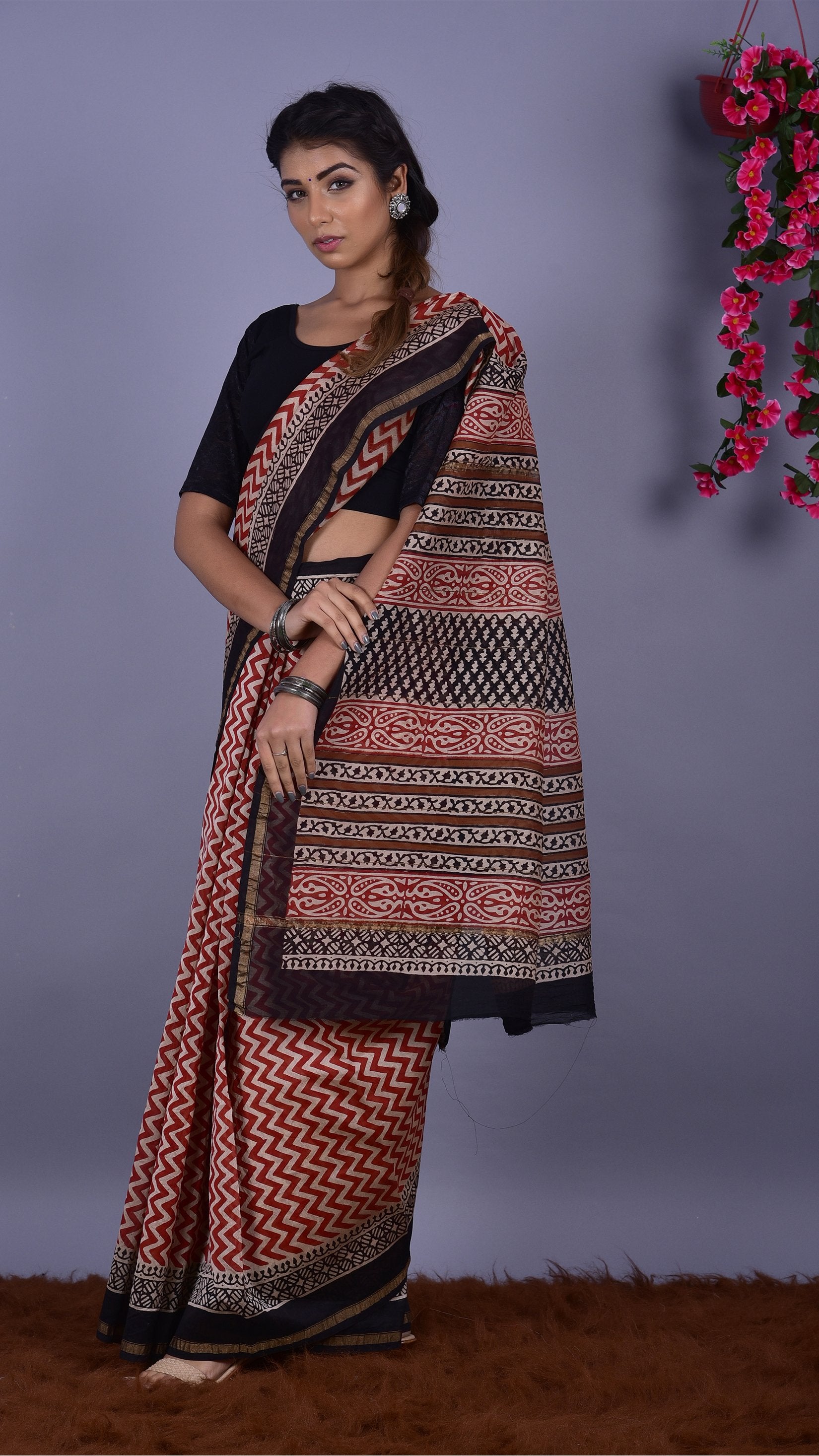 Beautifully Hand carfted Chanderi Saree (CHSAR15) - ShalviFashion