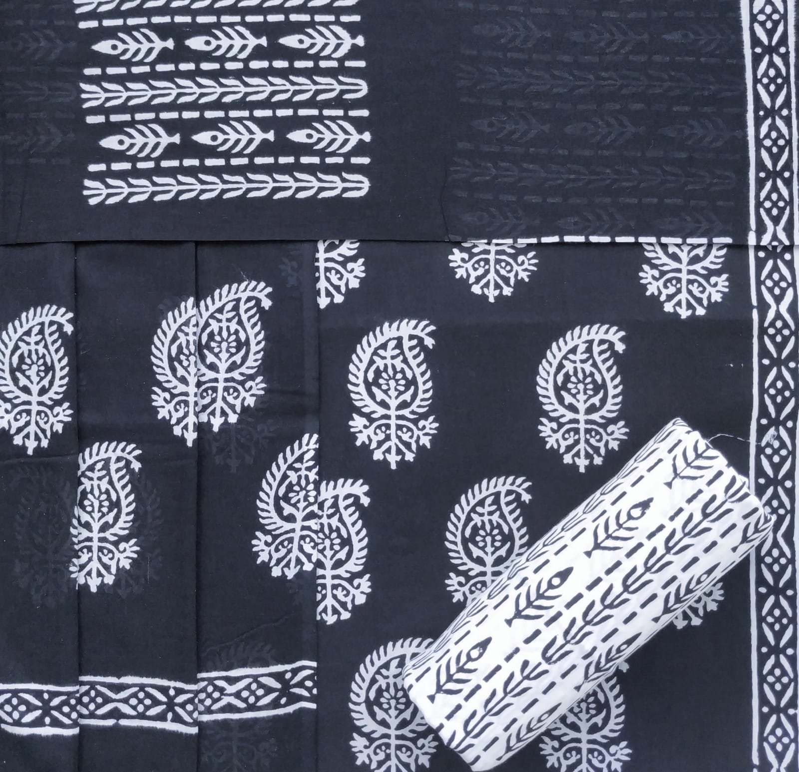 Shop cotton suit sets with mulmul dupatta (COT184)