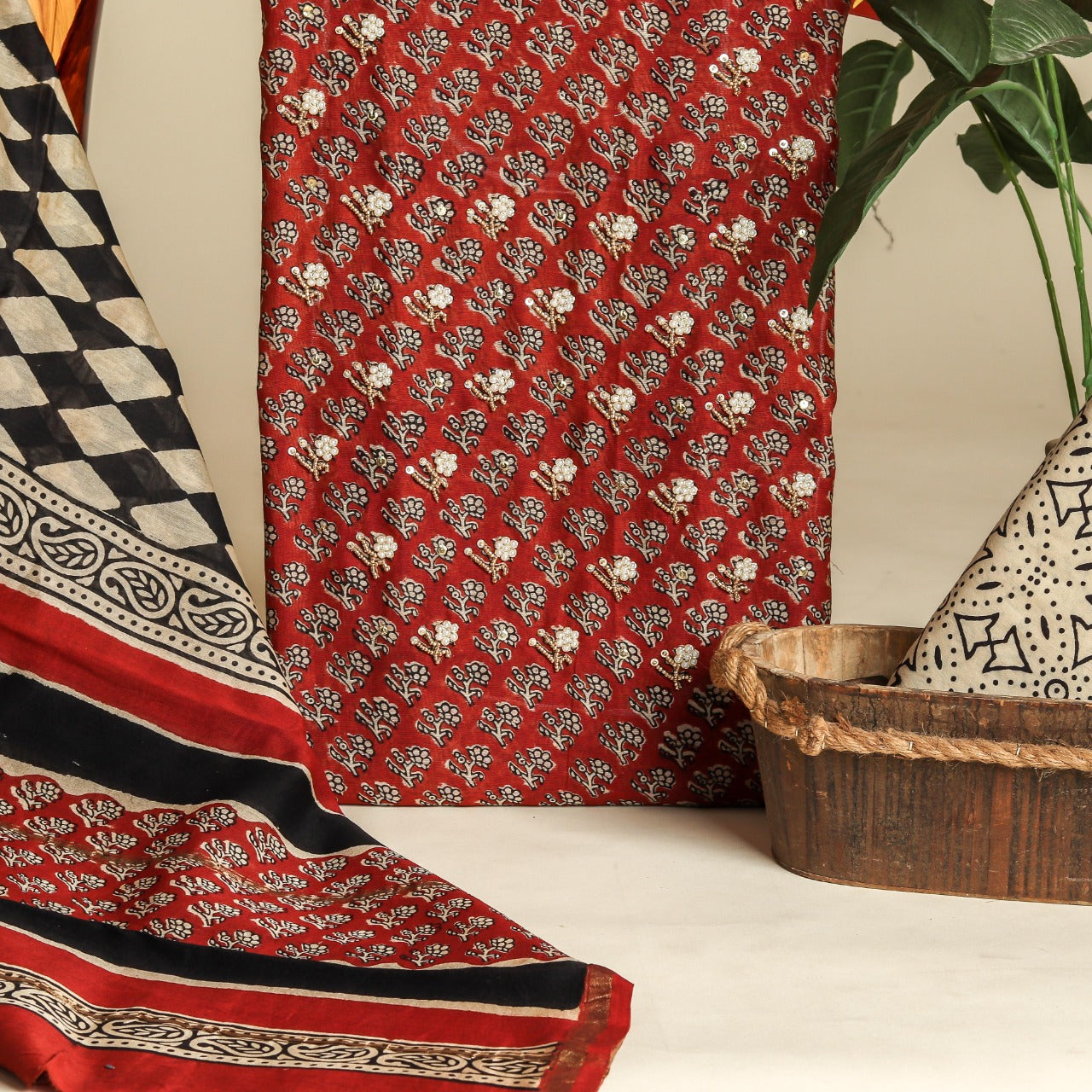 Shop unstitched aari work chanderi silk suit sets online (GOTA377)