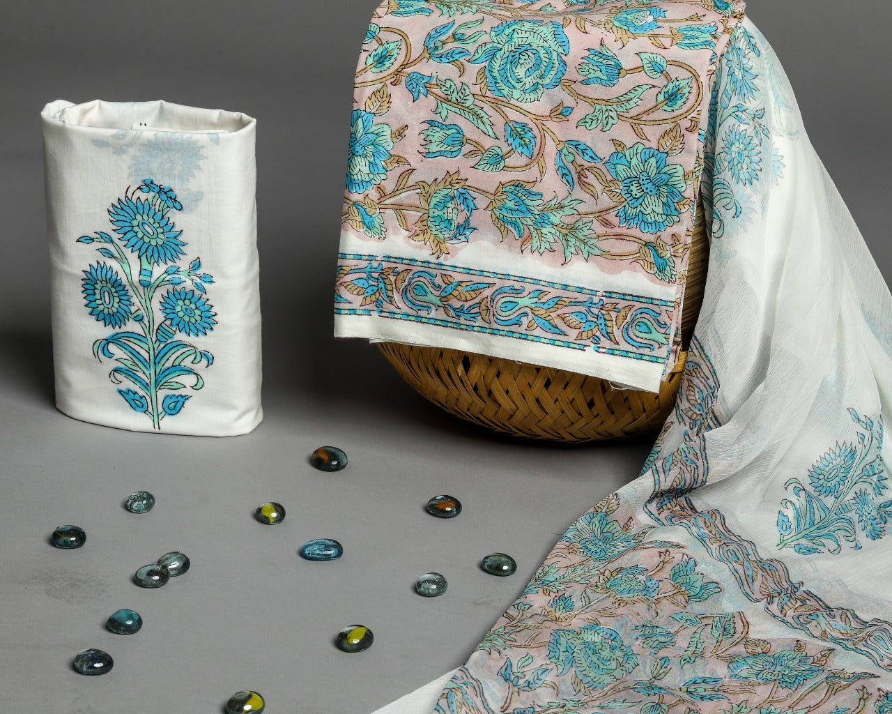 Shop Unstitched Pure Cotton Suits with Chiffon Dupatta (PCHF103)