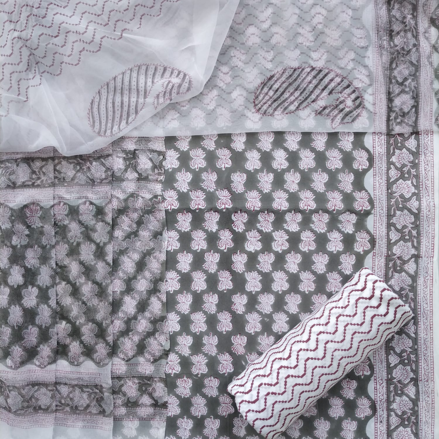 Shop unstitched cotton suit material with chiffon dupatta (PCHF356)