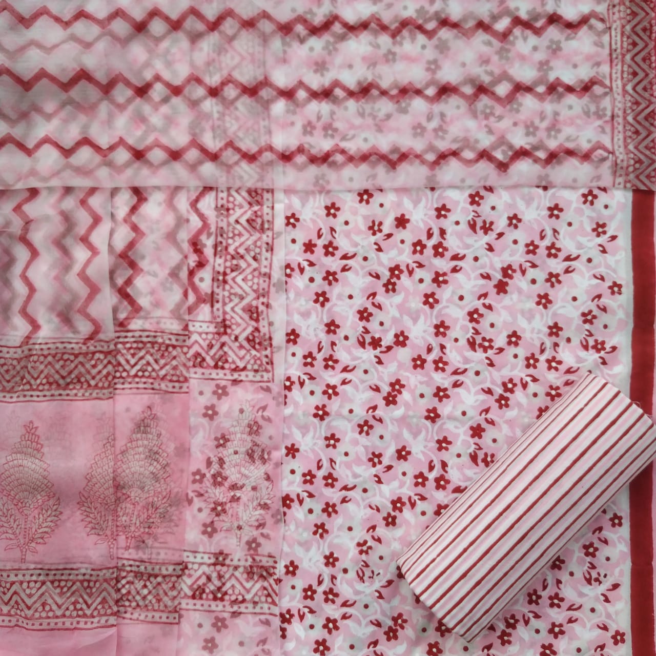 Shop cotton suit material with chiffon dupatta online (PCHF389)