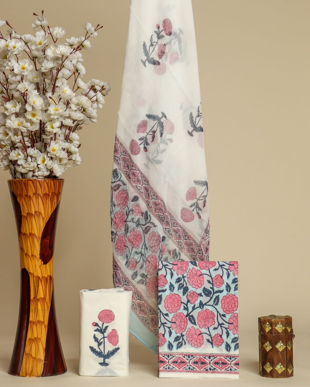 Shop unstitched cotton suits sets with chiffon dupatta (PCHF435)