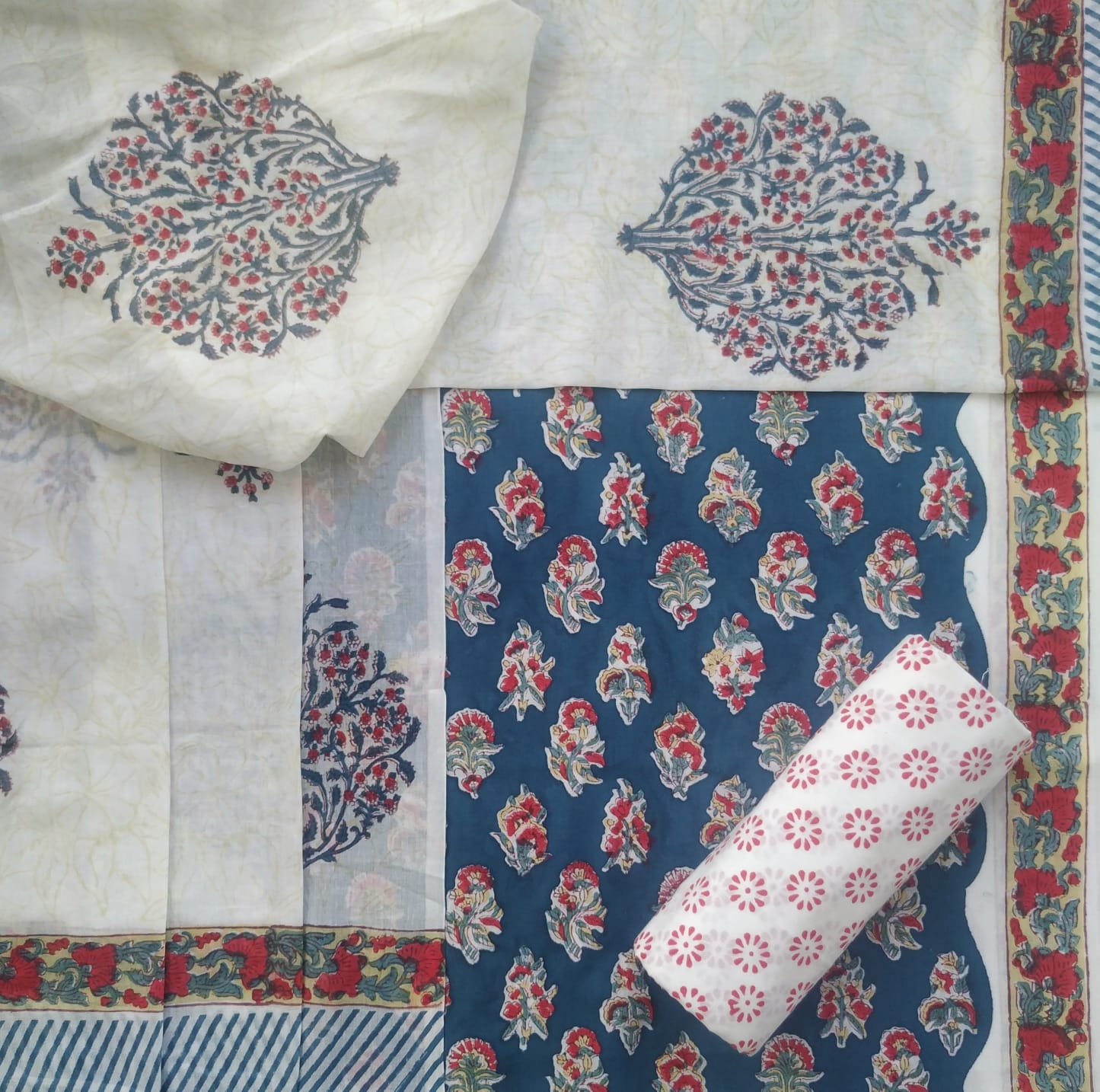 Shop cotton suits with cotton dupatta (PRMUL376