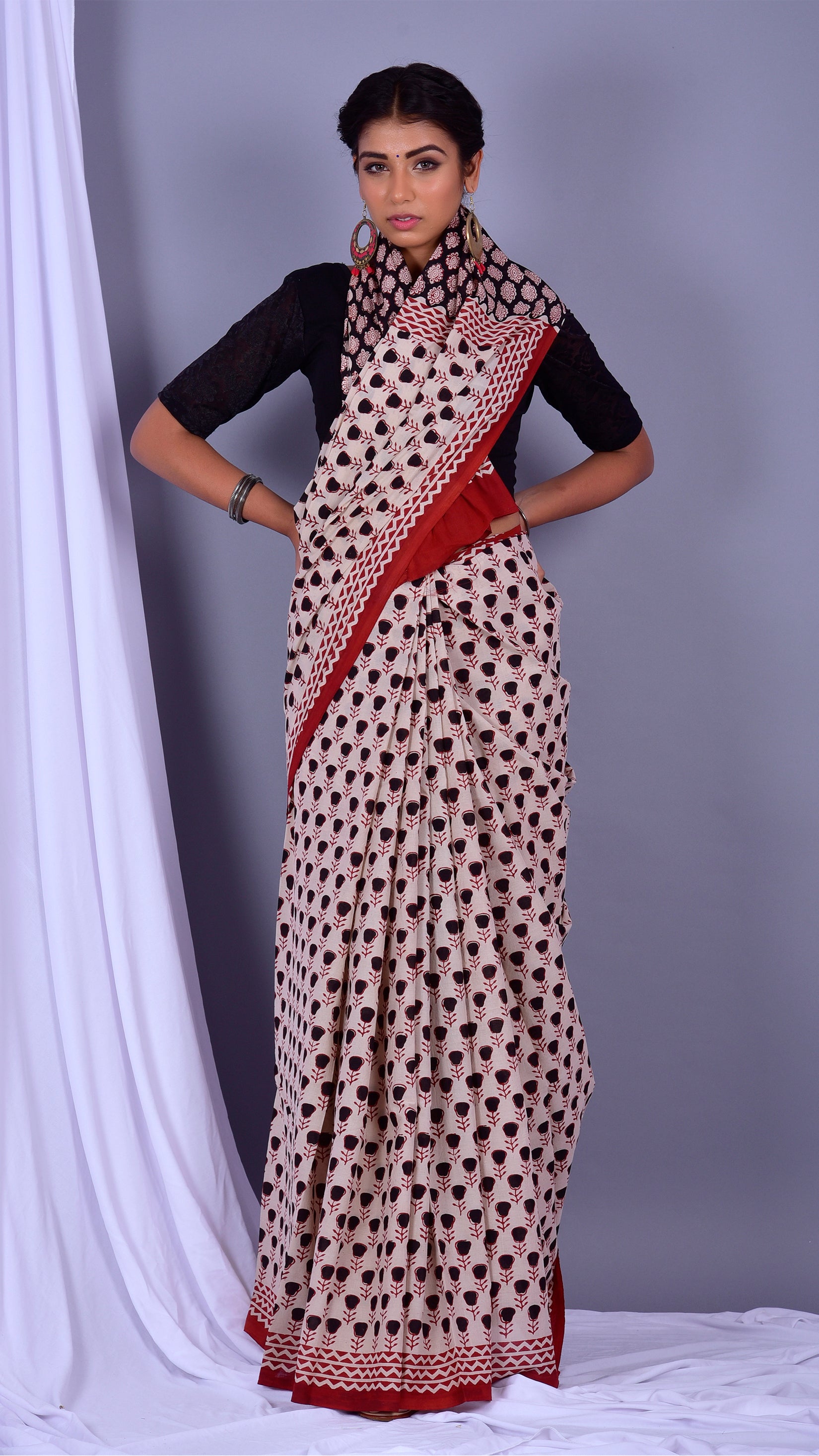 Shop Traditional Print Pure Cotton Sarees (RMULSAR16)