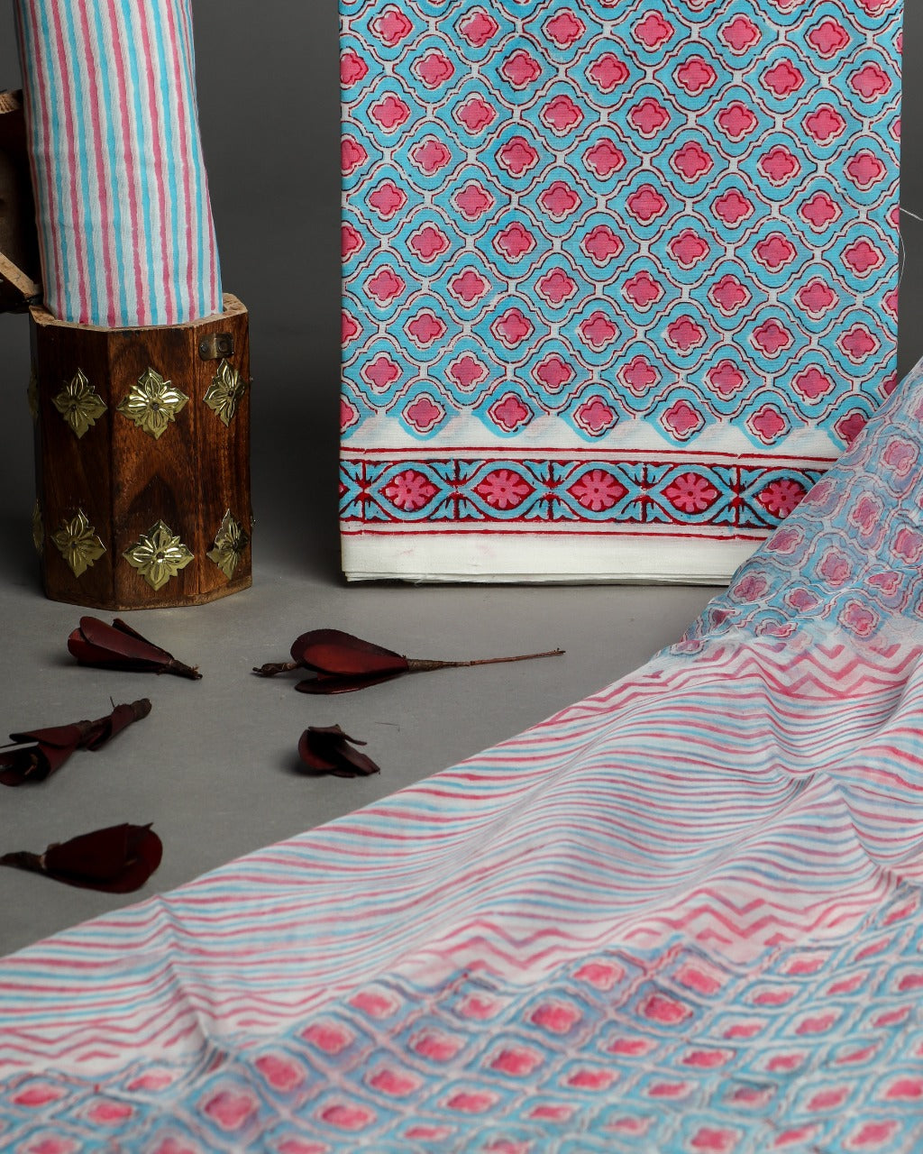 shop hand block print cotton suits with chiffon dupatta