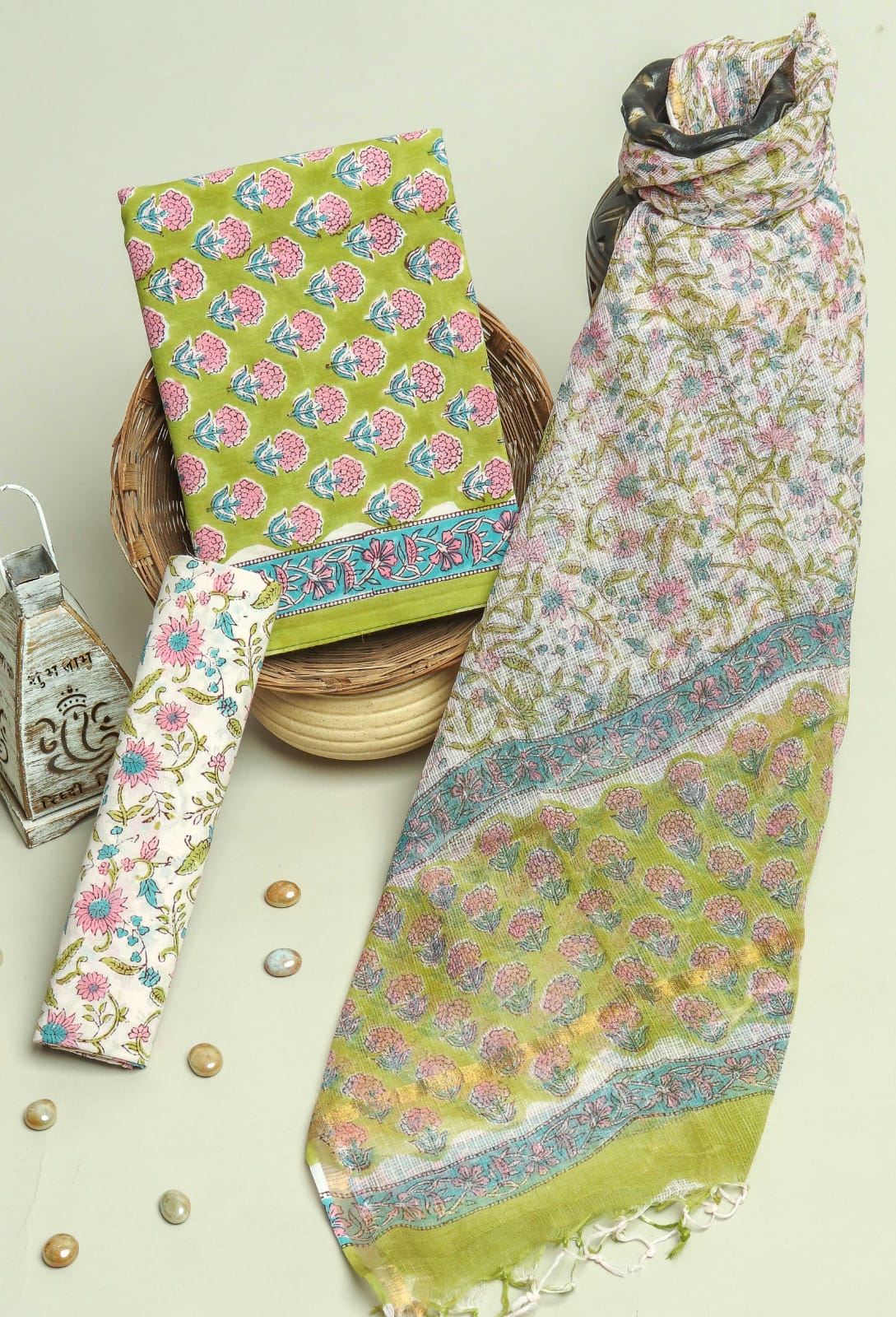 Shop block printed cotton suits online (3CKD298)
