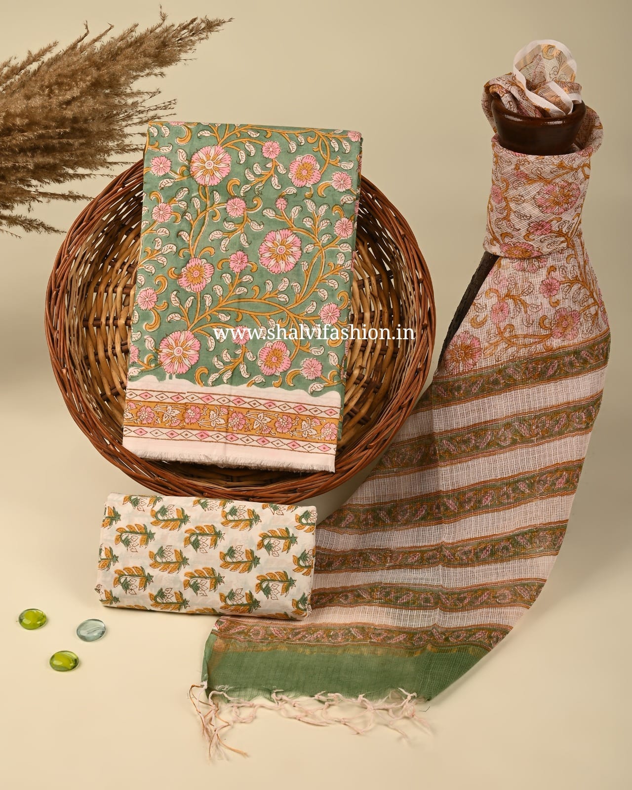 Shop unstitched block print pure cotton suits in jaipur (3CKD323)