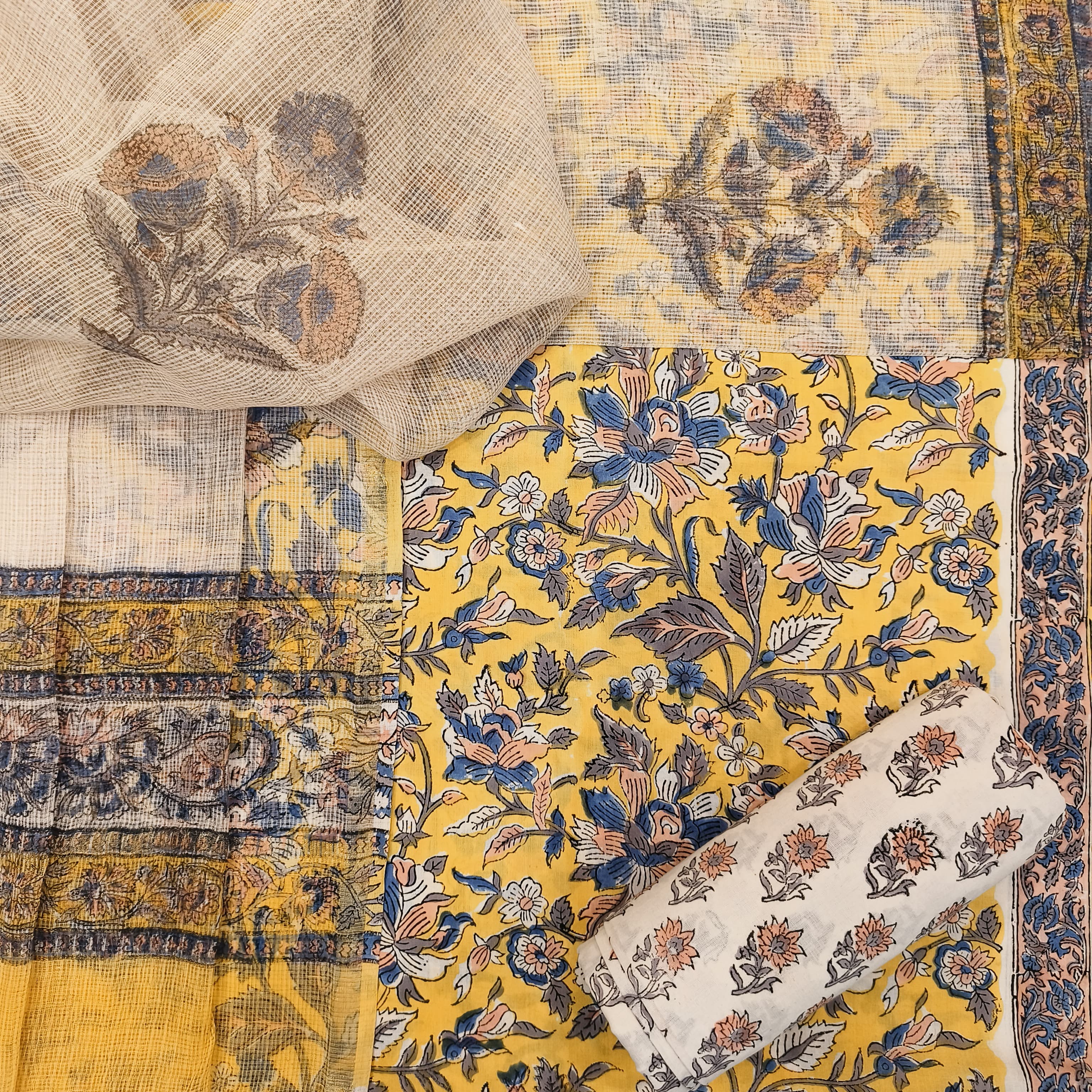 Shop cotton suit sets with doria dupatta (3CKD631)