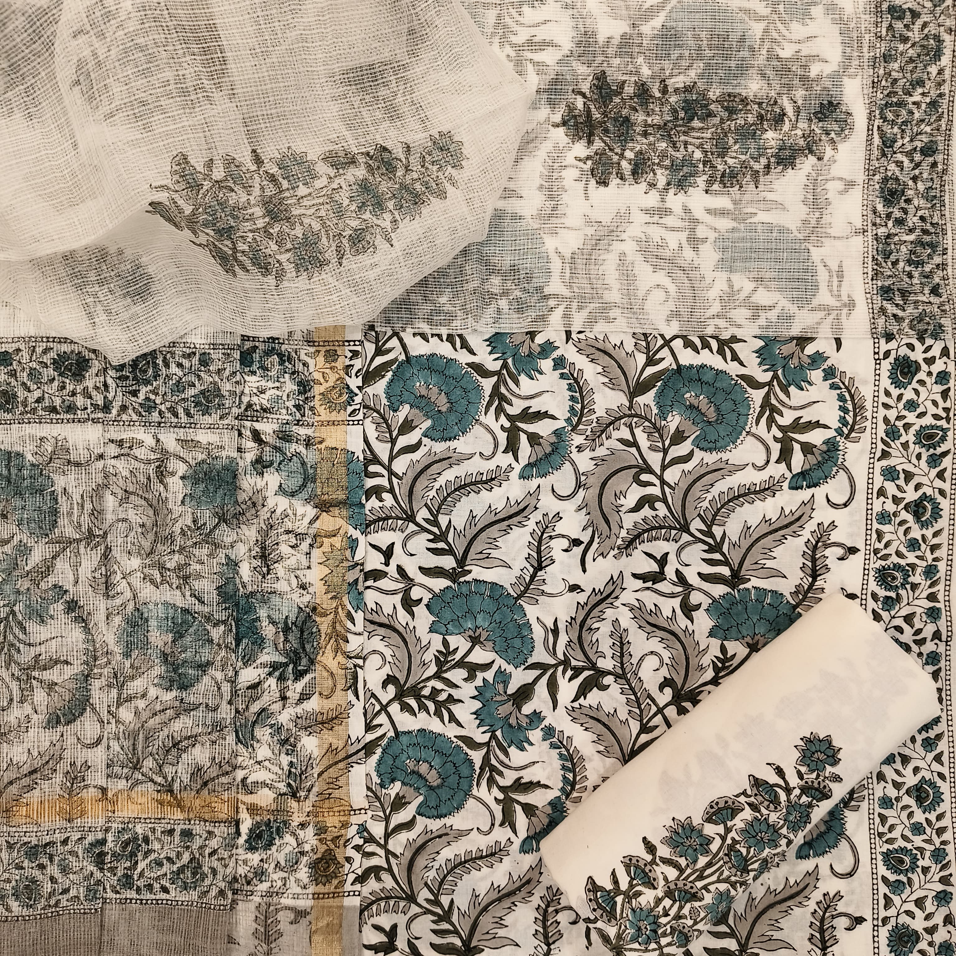 Shop unstitched cotton suit sets with doria dupatta online (3CKD641)