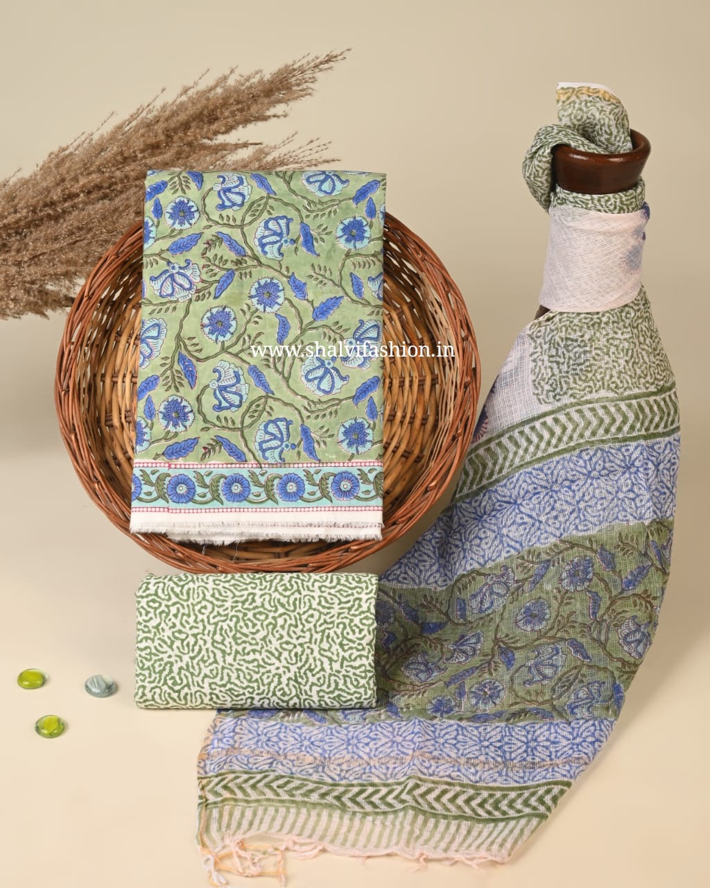 Shop unstitched hand block printed cotton suits with doria dupatta (3CKD767)