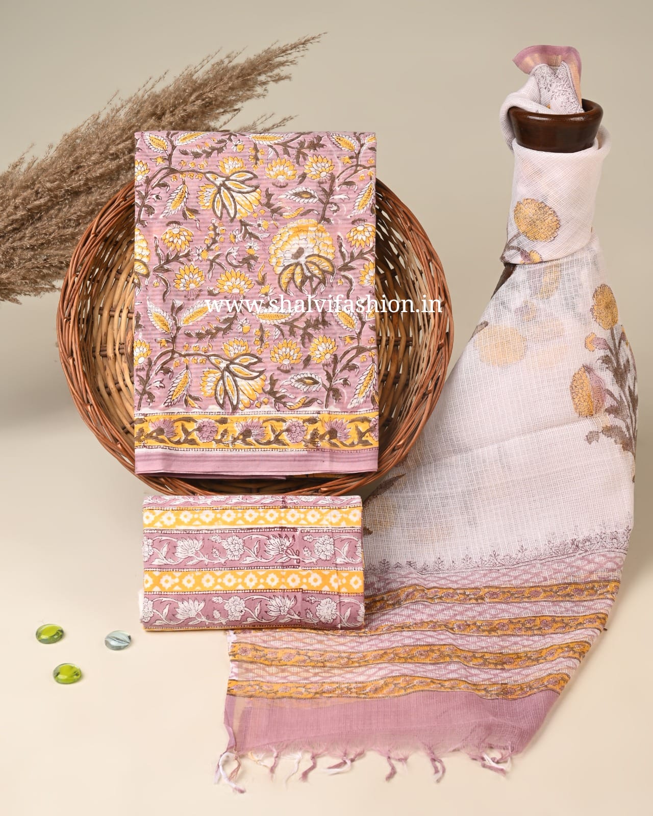 Shop hand block printed cotton suits online shopping (3CKD829)
