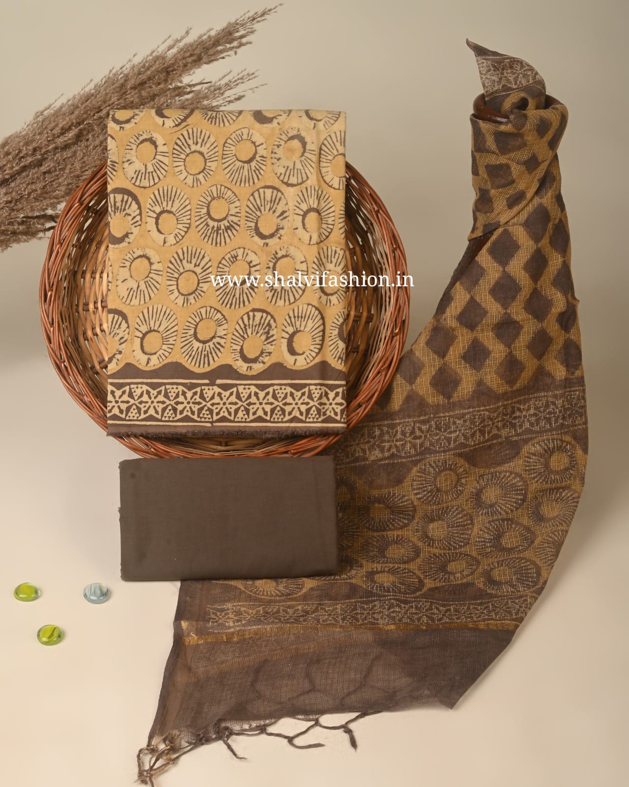 Shop hand block print cotton suits with kota dupatta (3CKD868)
