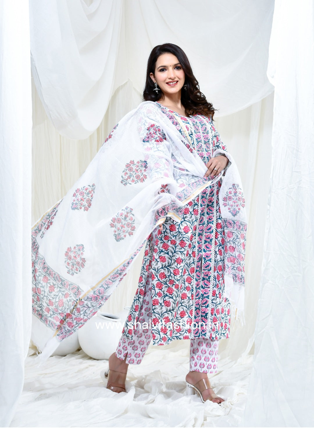 Shop hand block print cotton suits online (CSS165KD)