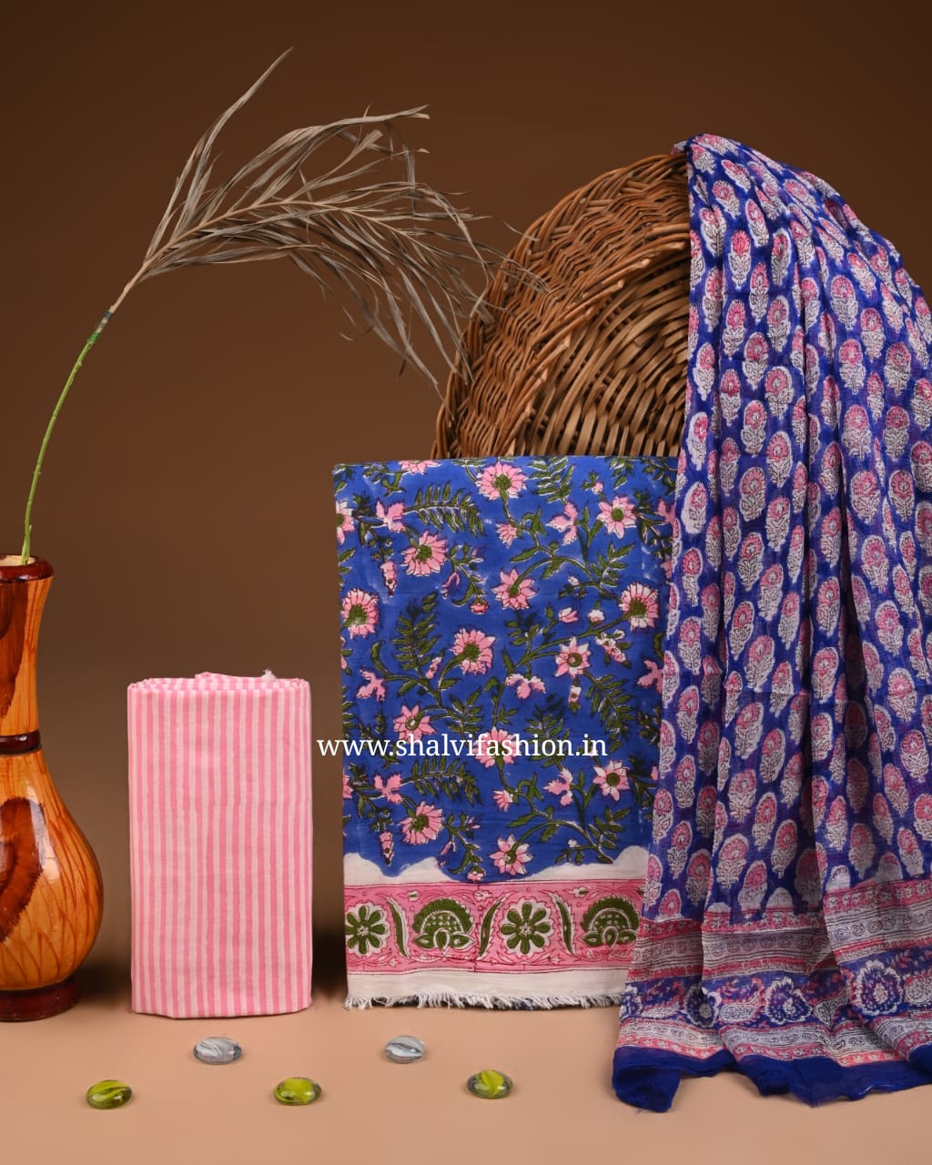 Shop block printed cotton suits with chiffon dupatta in jaipur (PCHF570)